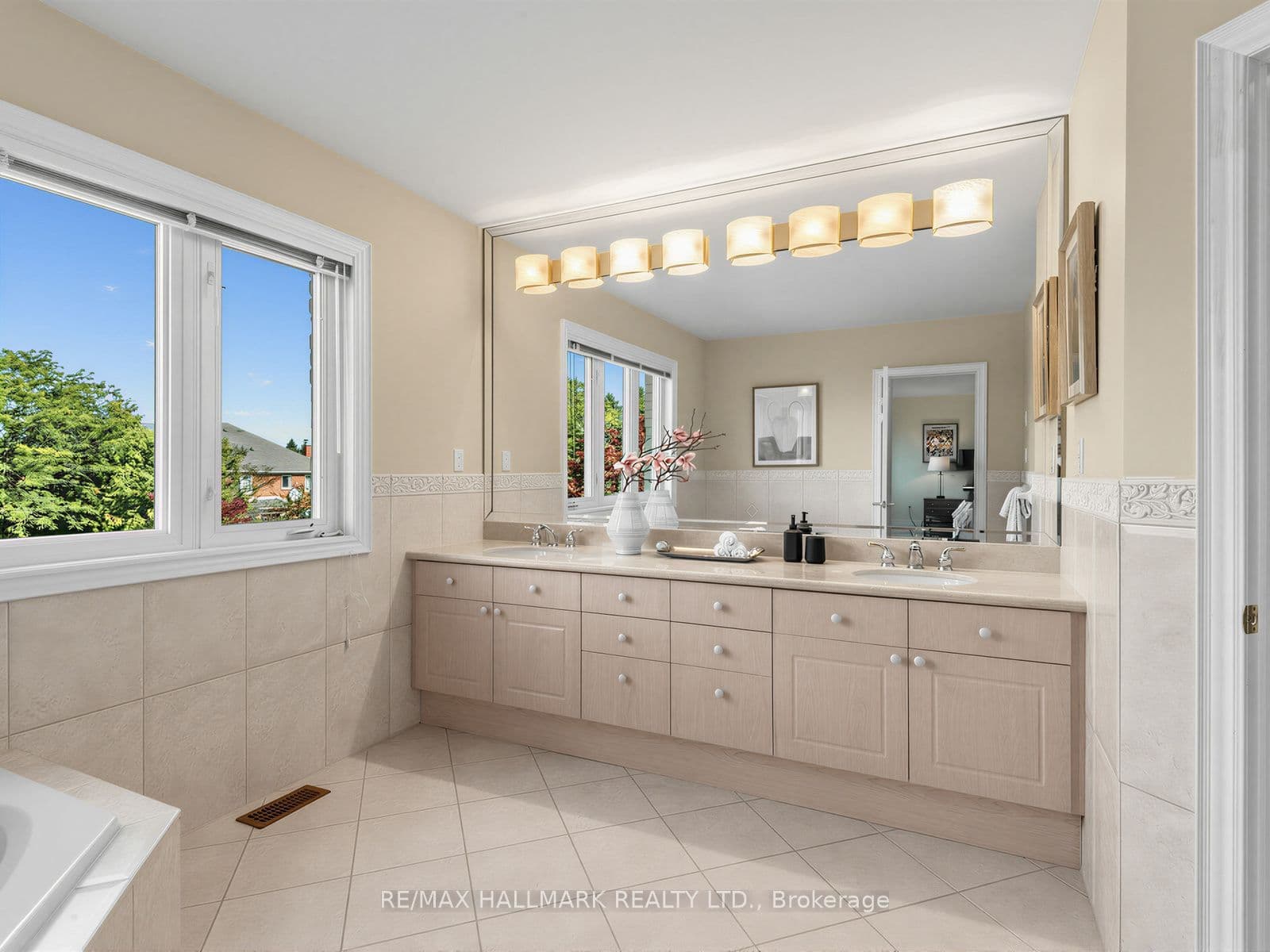 Listing 331999 Image