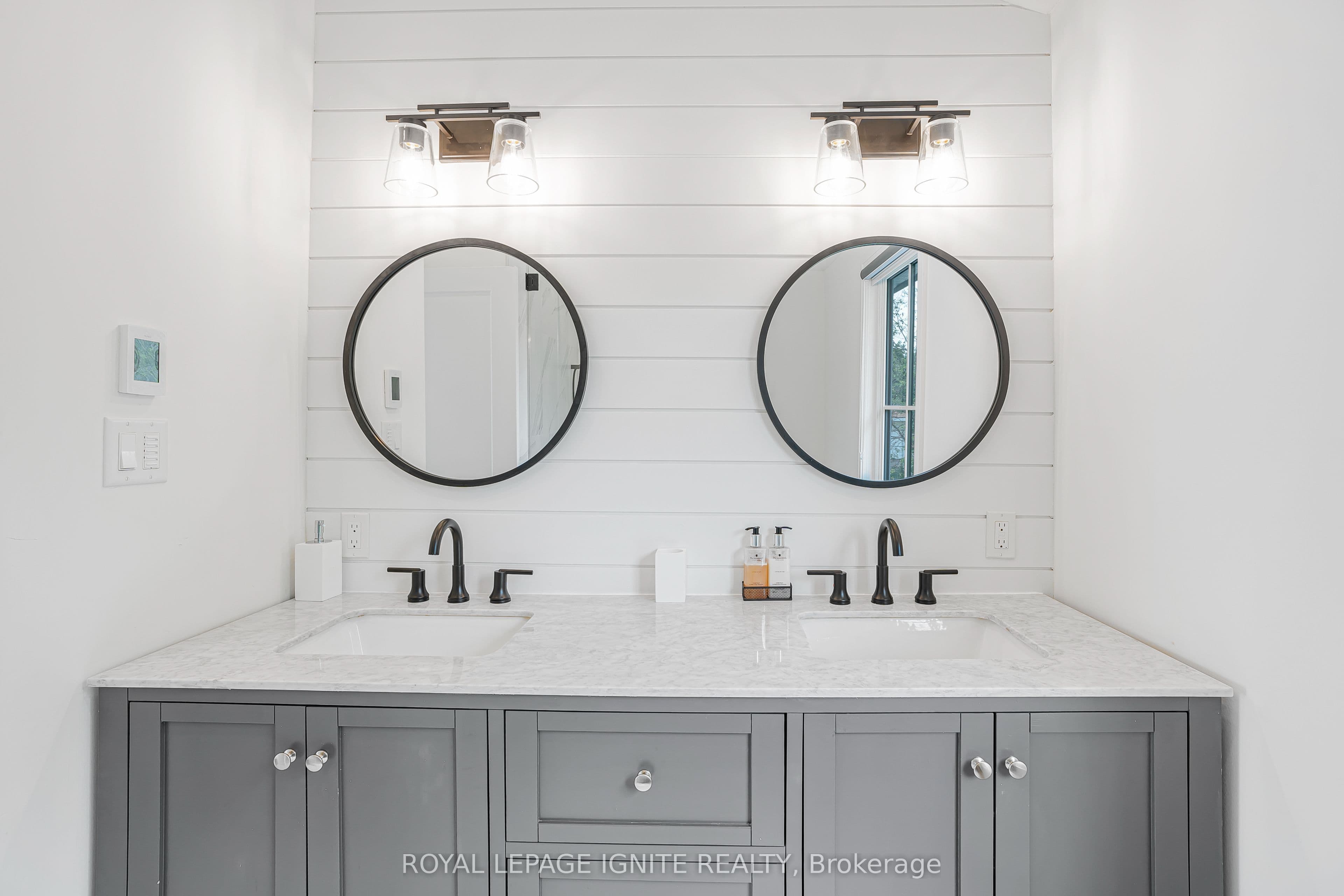 Listing 300813 Image
