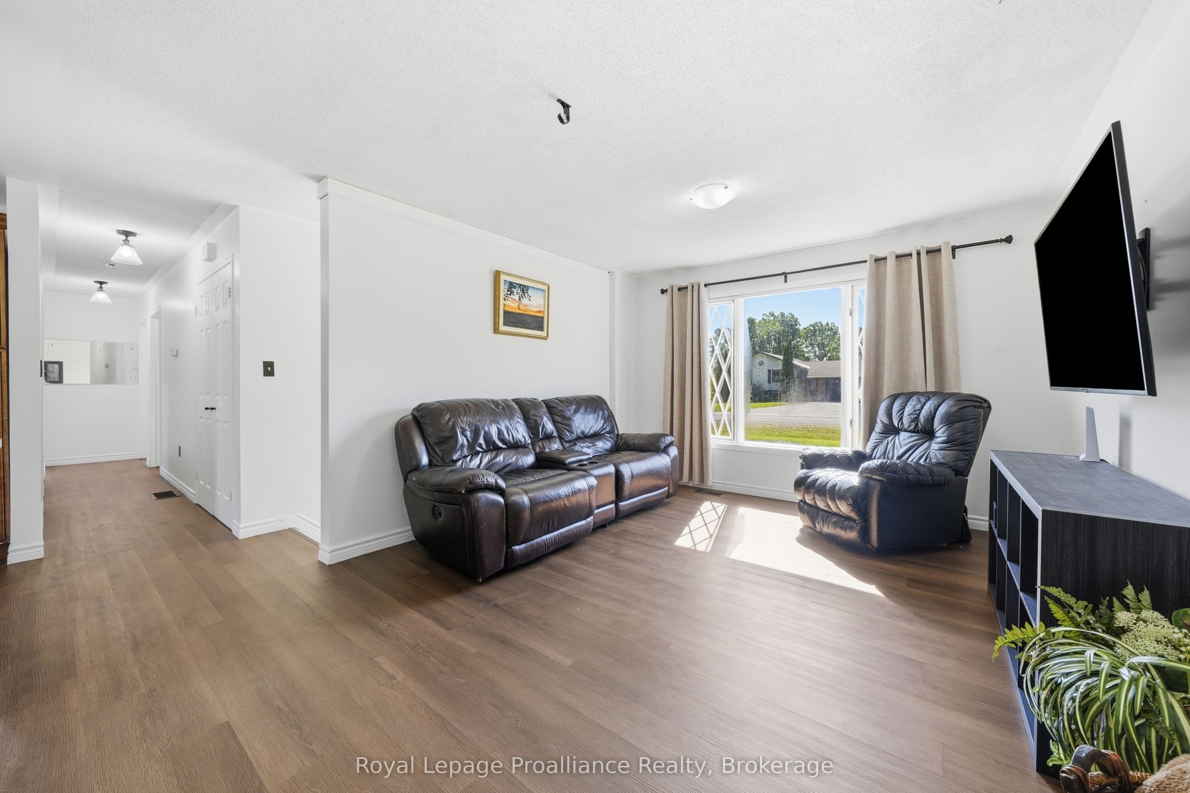 Listing 300468 Image
