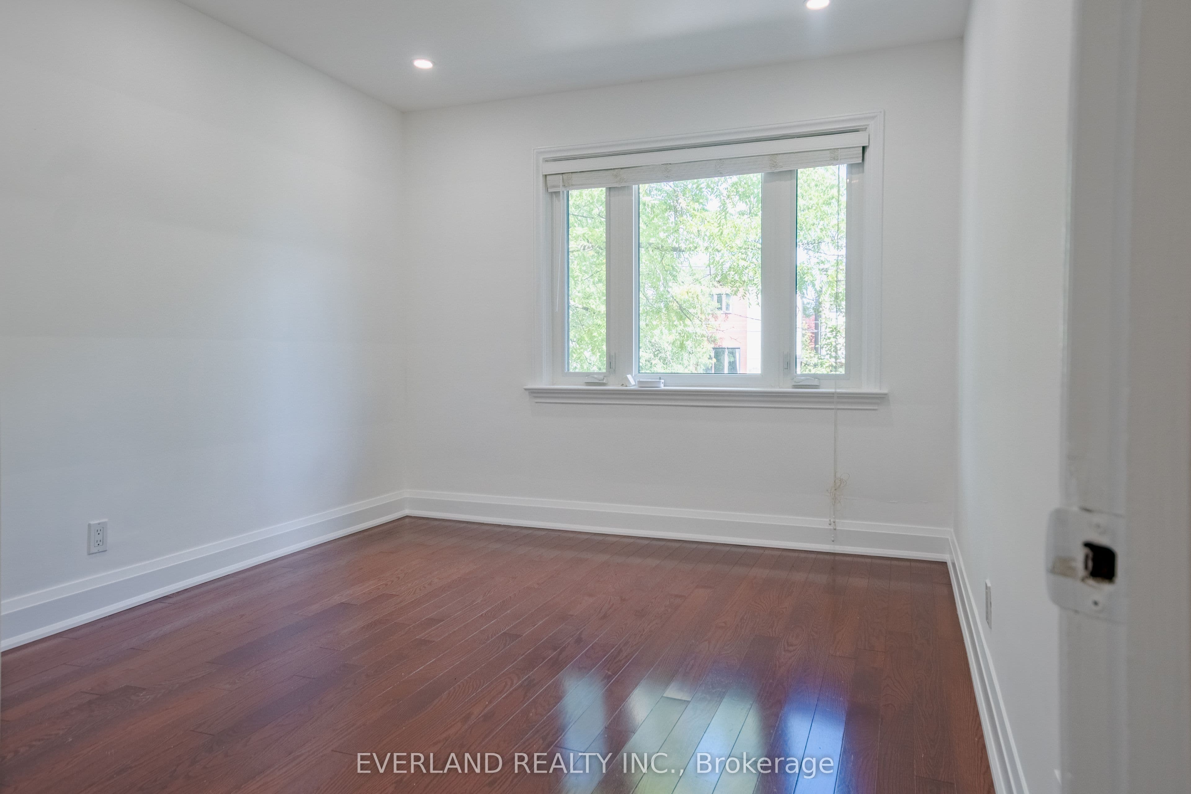 Listing 301956 Image