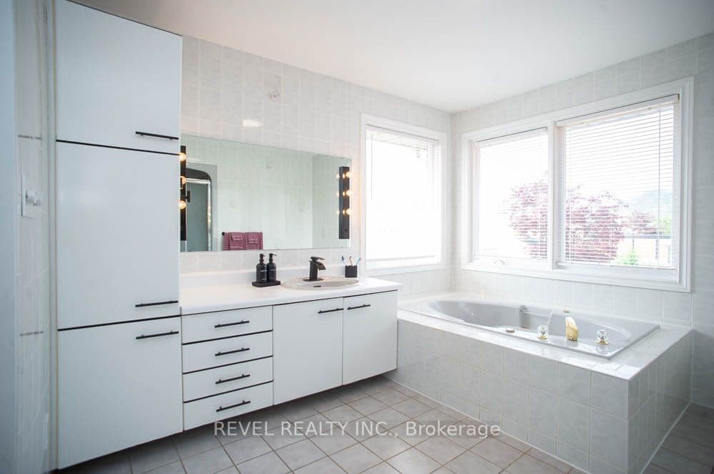 Listing 300585 Image