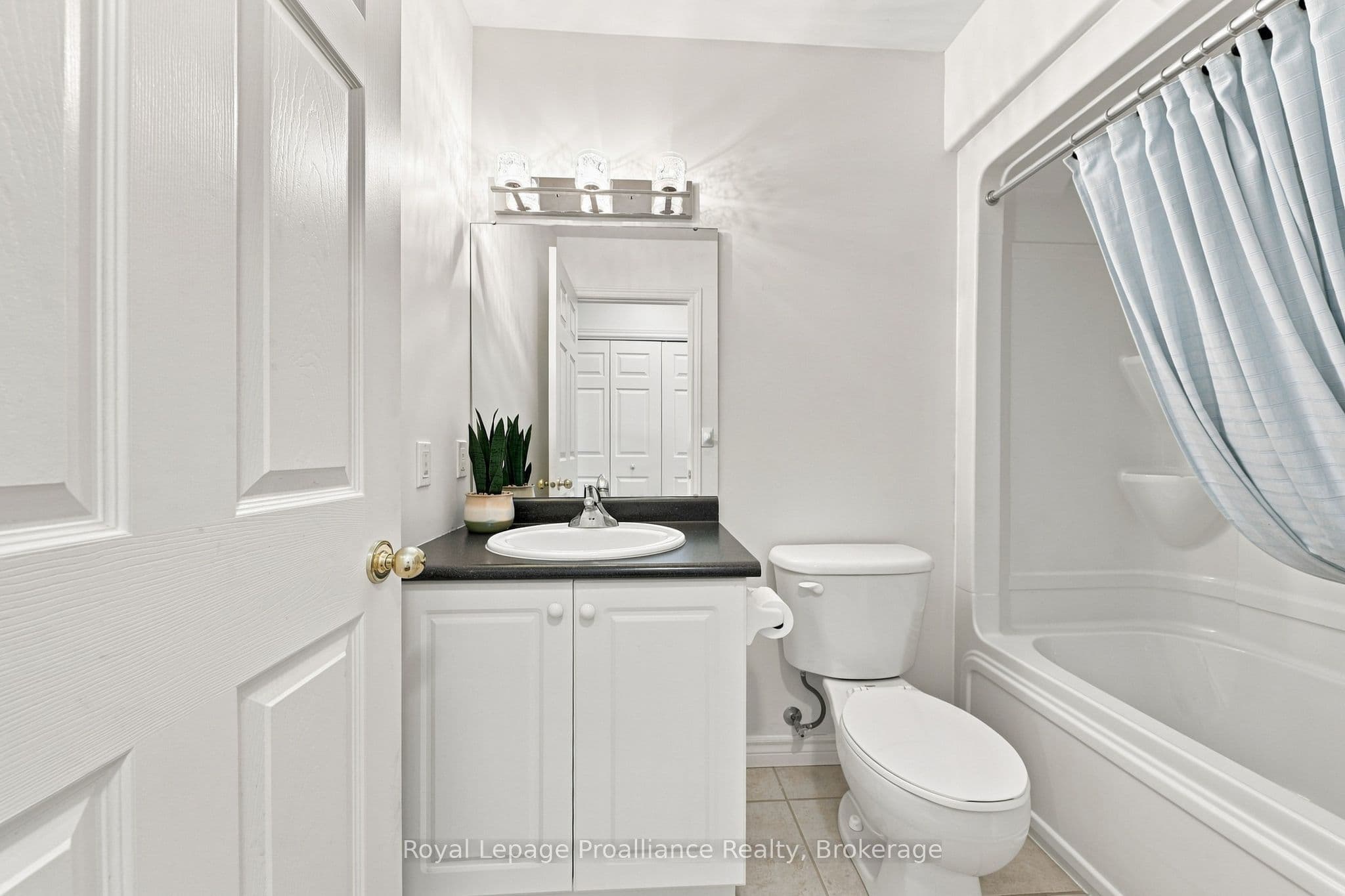Listing 300240 Image