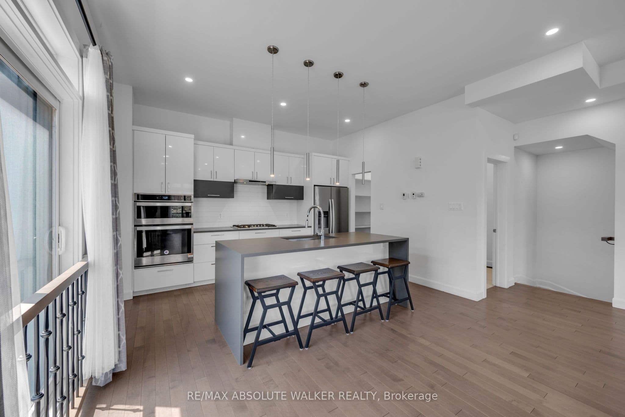 Listing 302304 Image