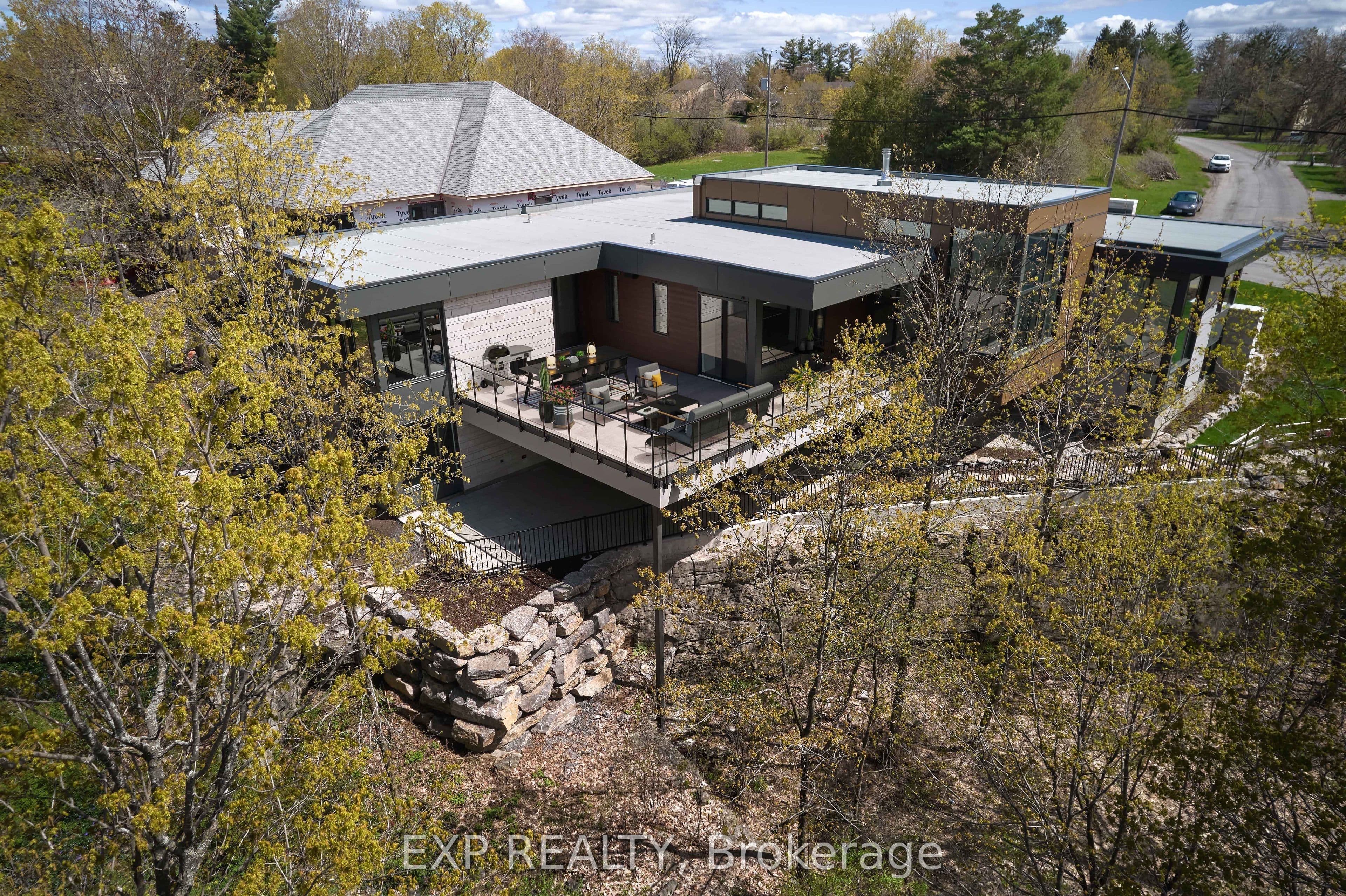 Listing 300348 Image