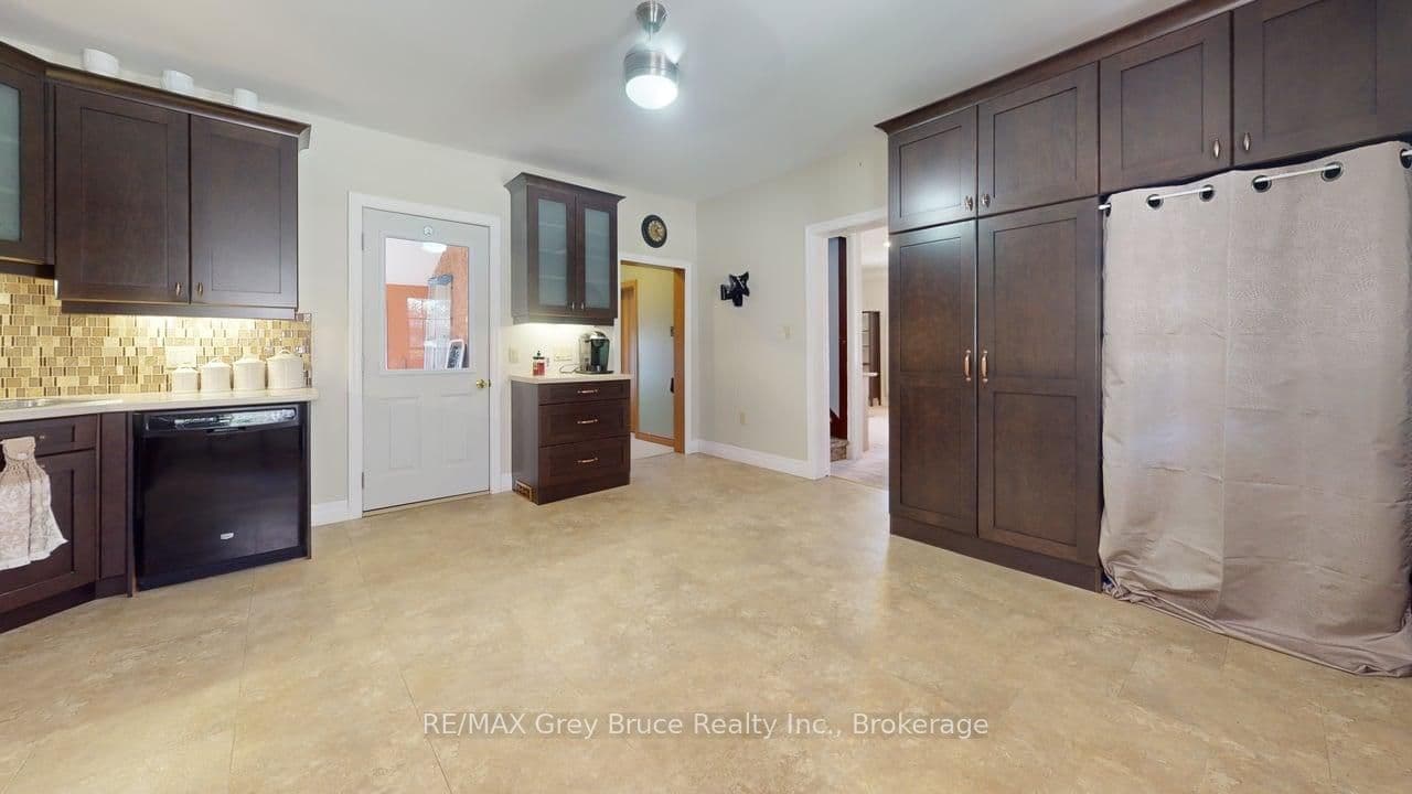 Listing 300617 Image