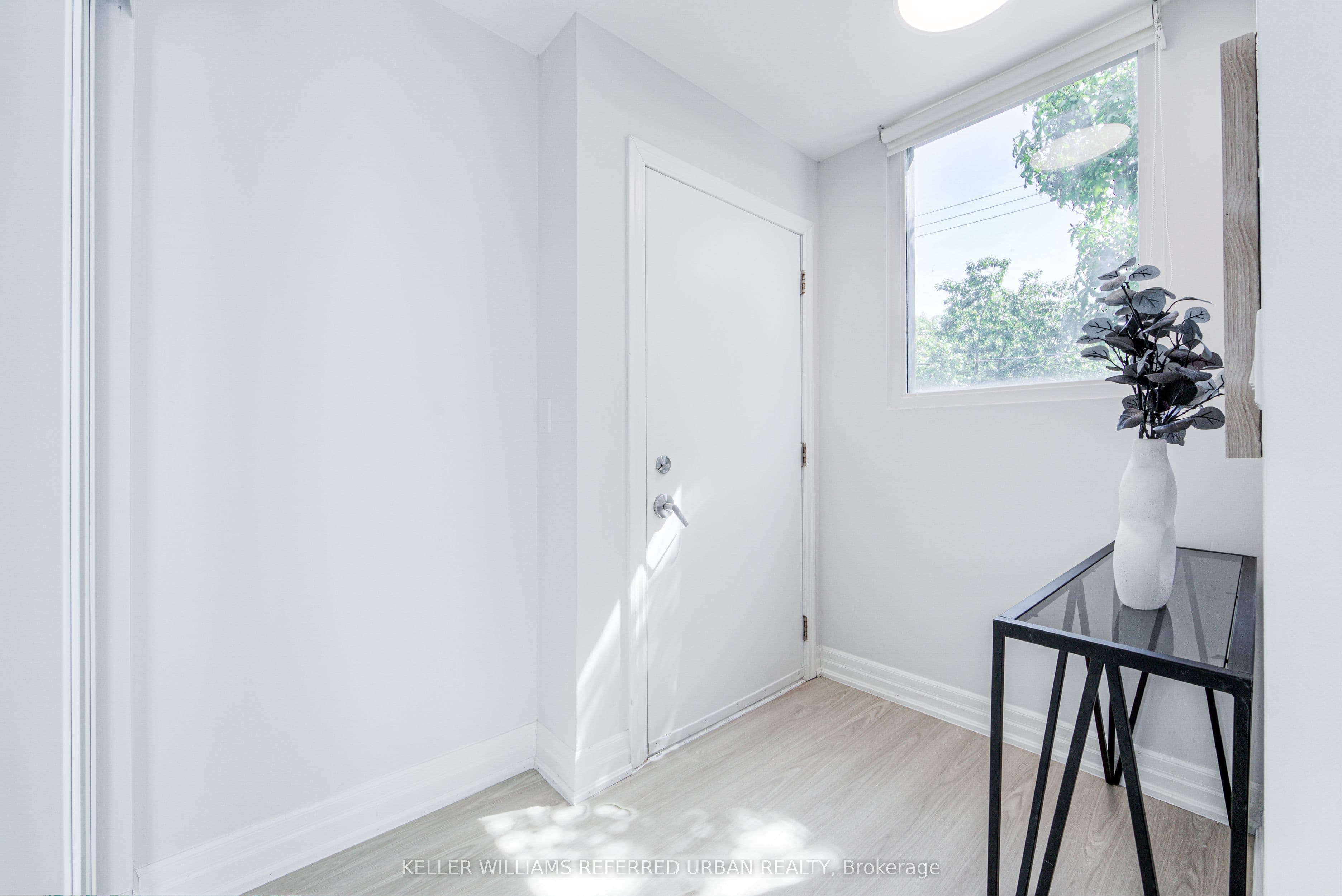 Listing 301107 Image