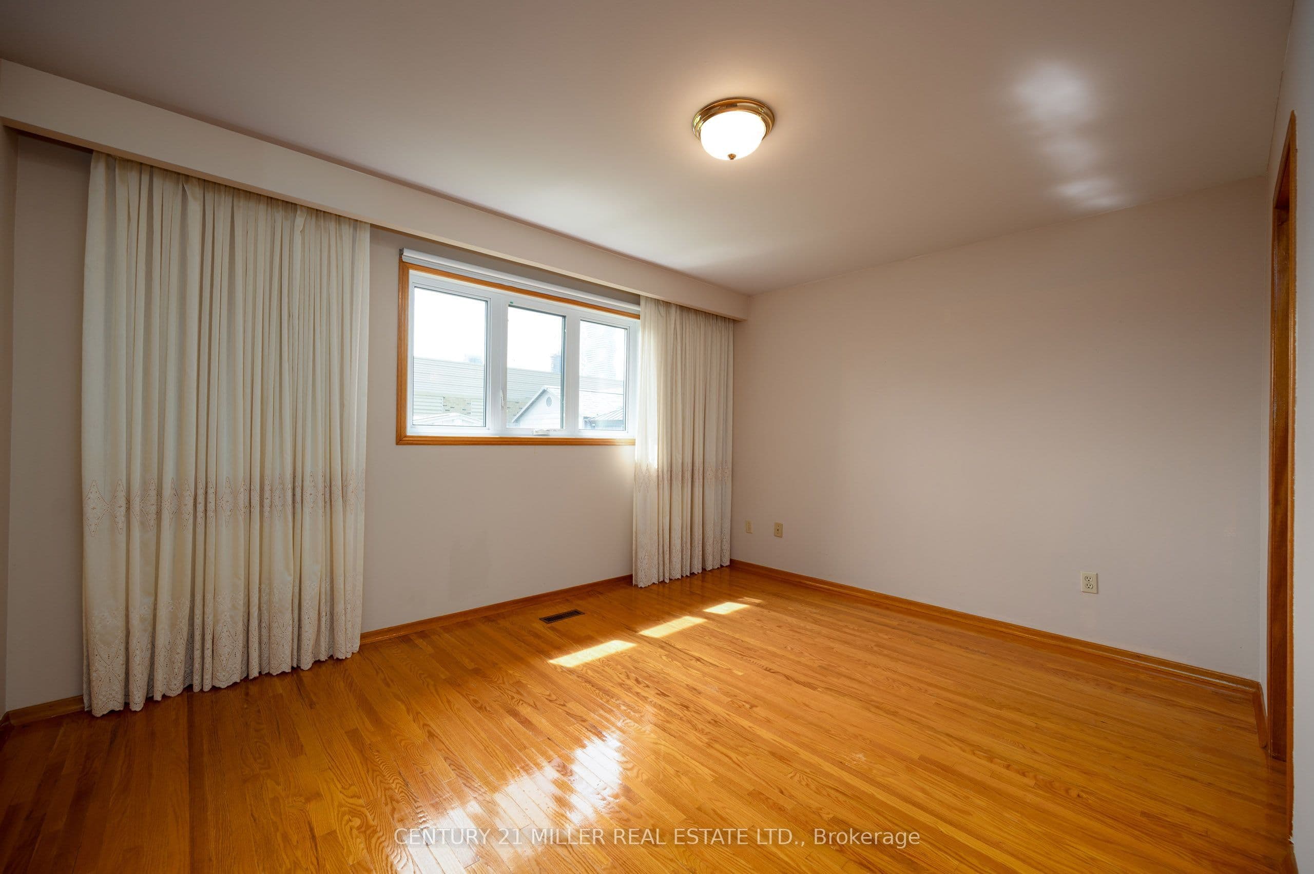 Listing 303428 Image