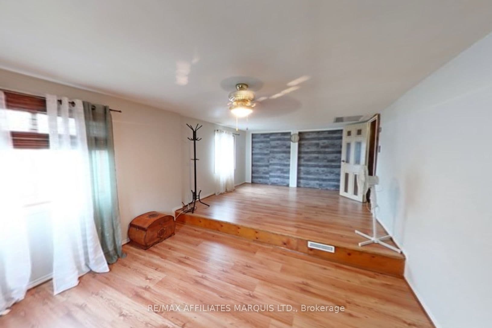Listing 304602 Image