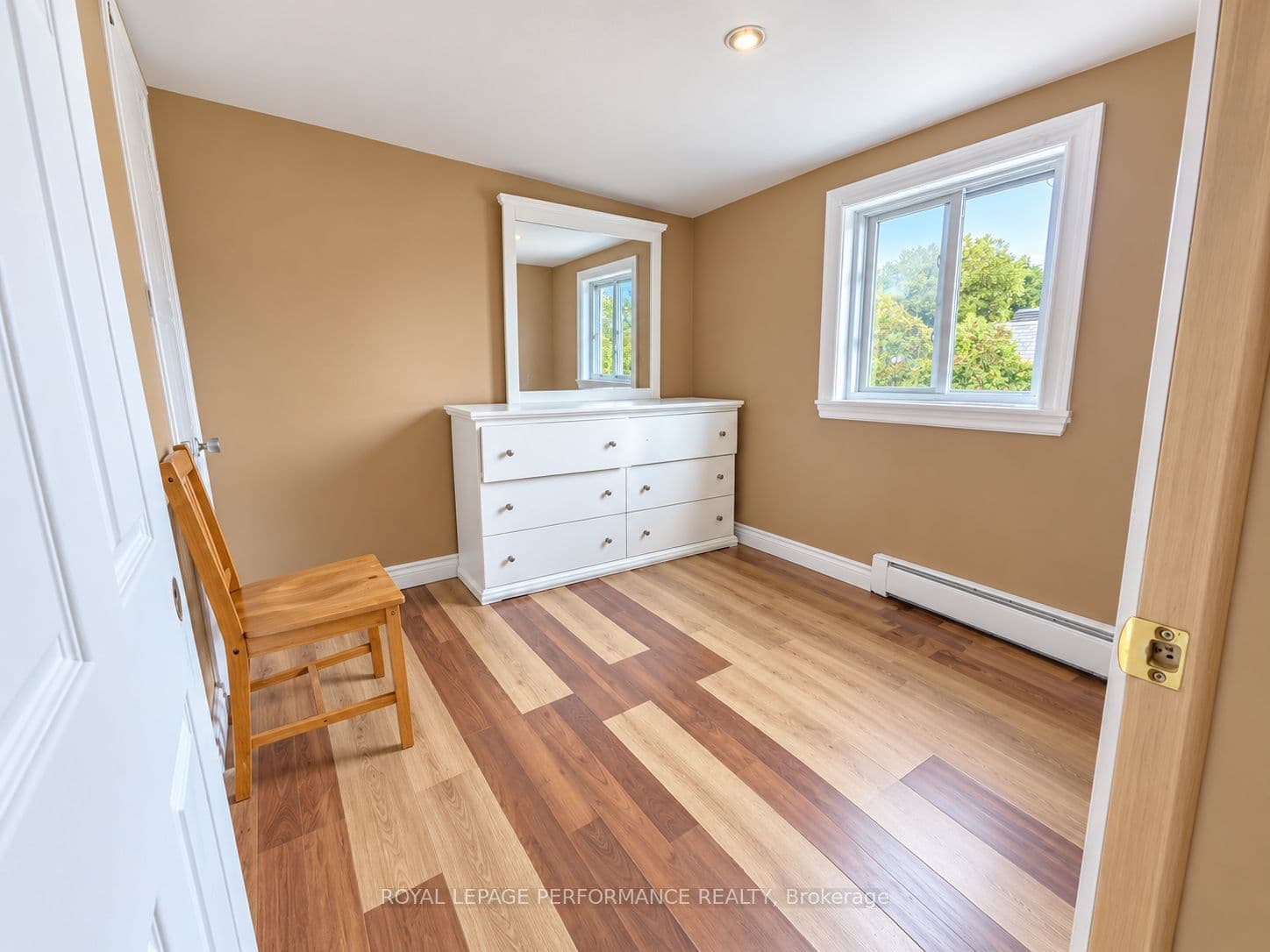 Listing 305100 Image