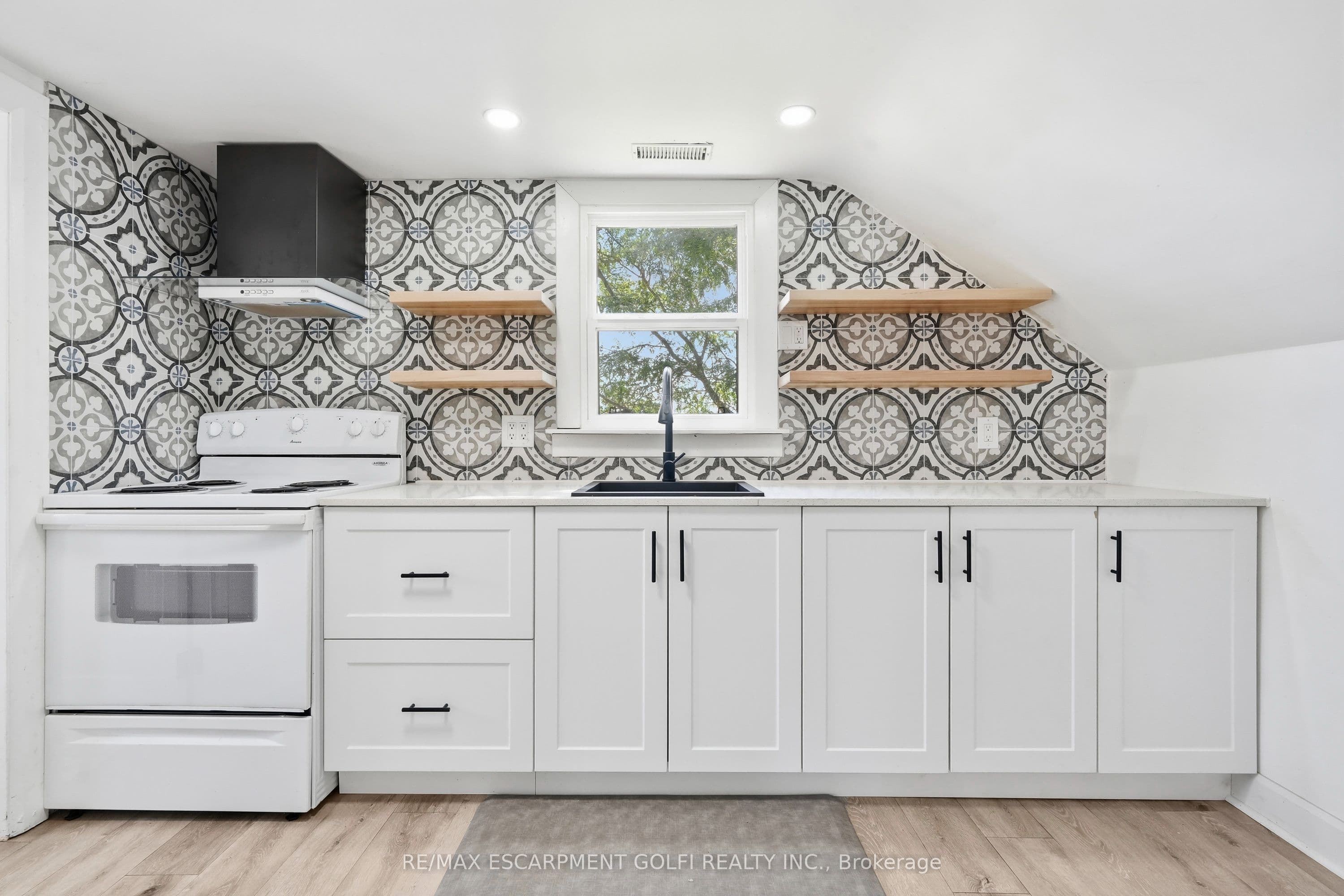 Listing 304259 Image
