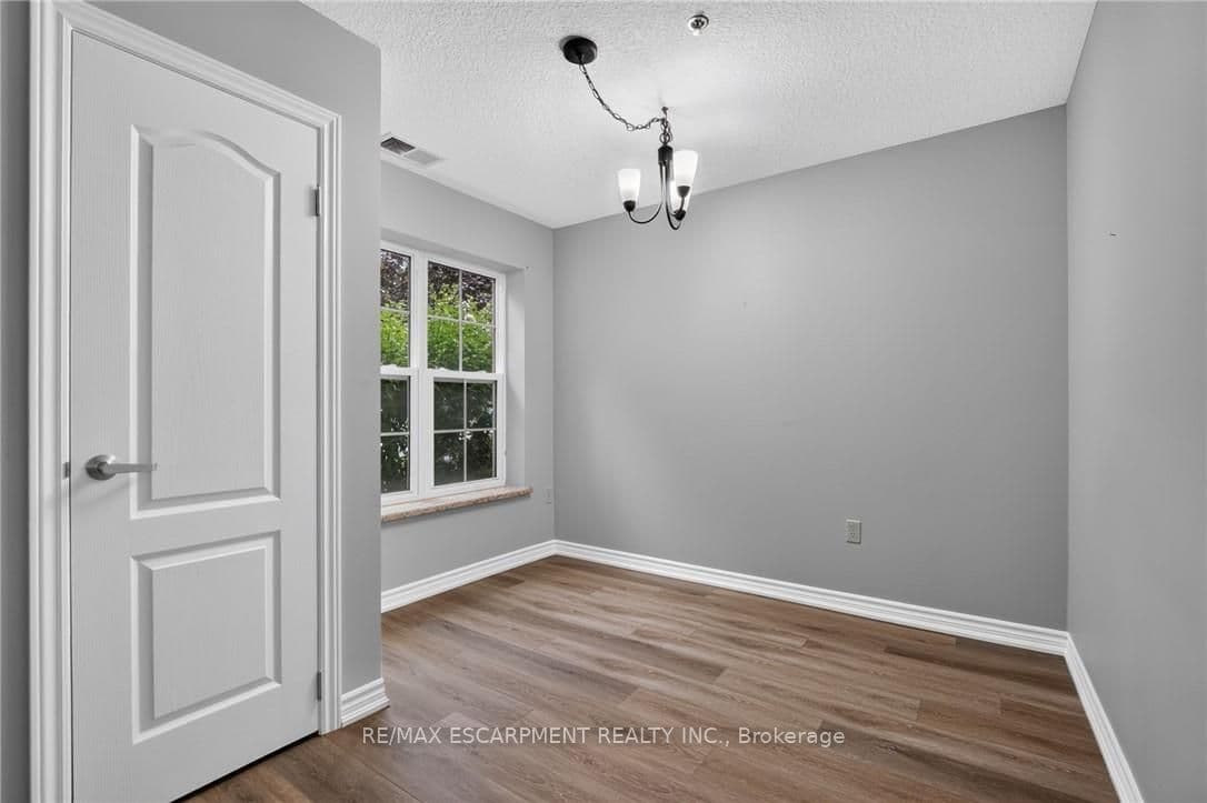 Listing 304551 Image