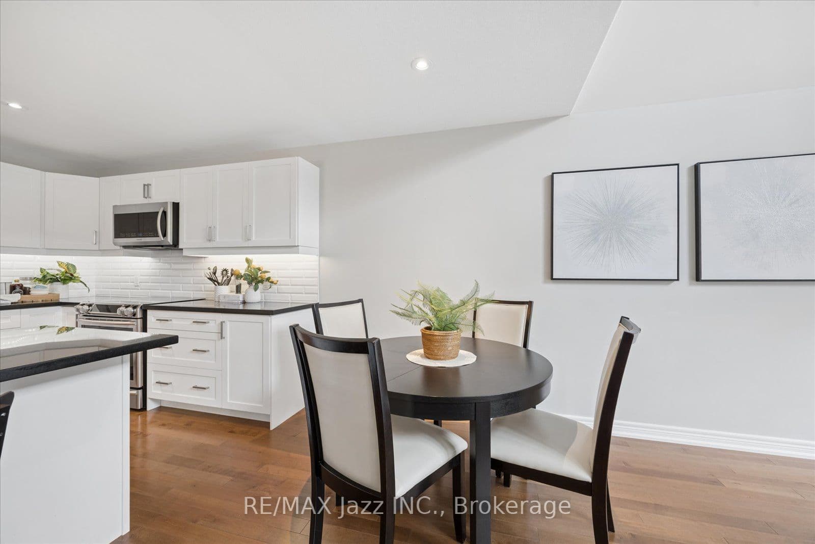 Listing 317443 Image