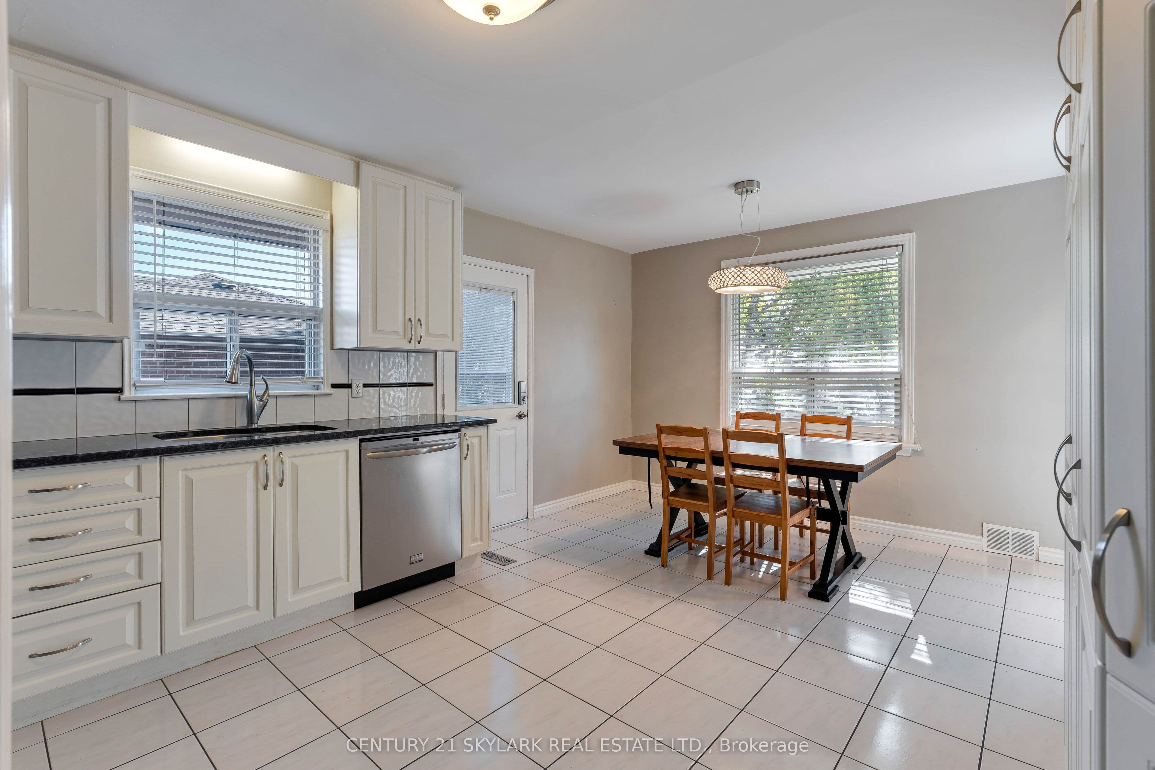 Listing 350923 Image