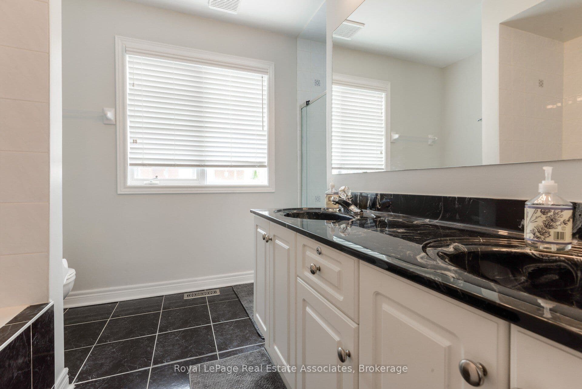 Listing 313106 Image
