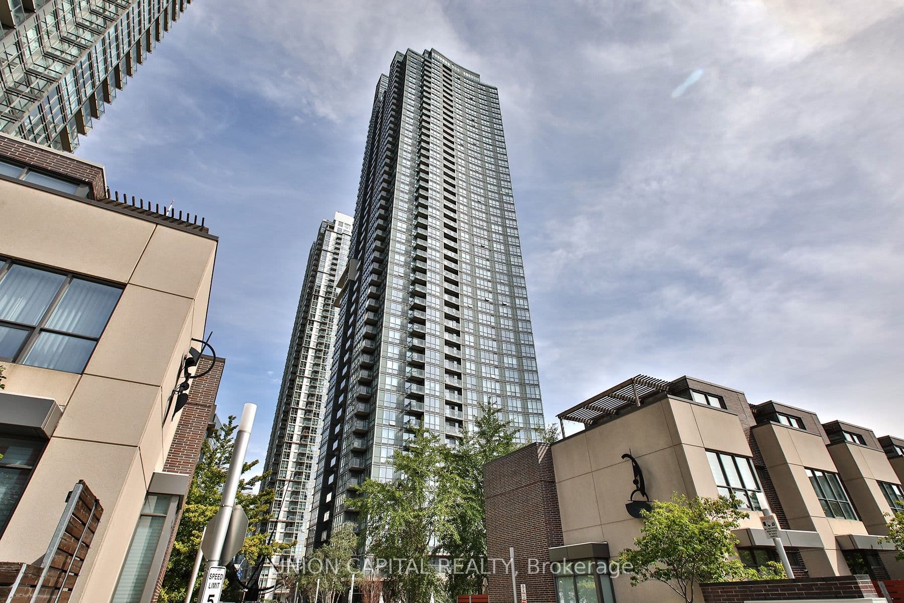 Listing 323021 Image