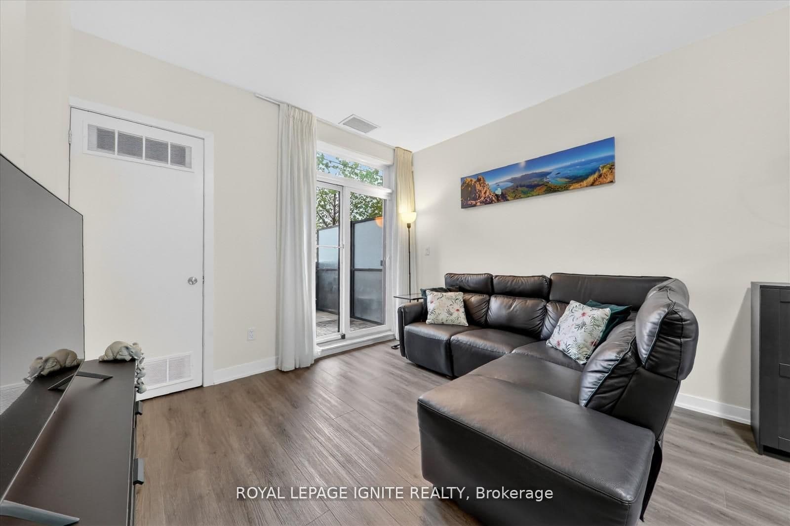 Listing 320007 Image