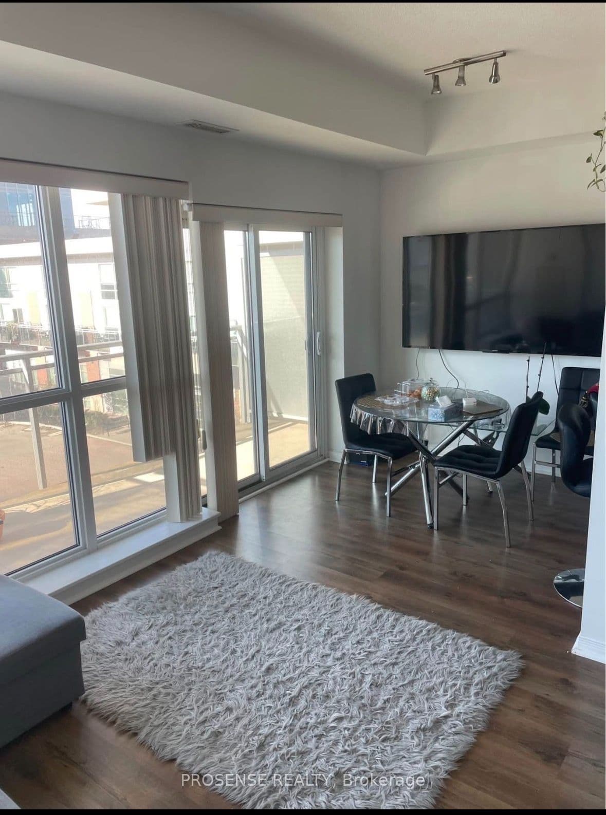 Listing 320203 Image