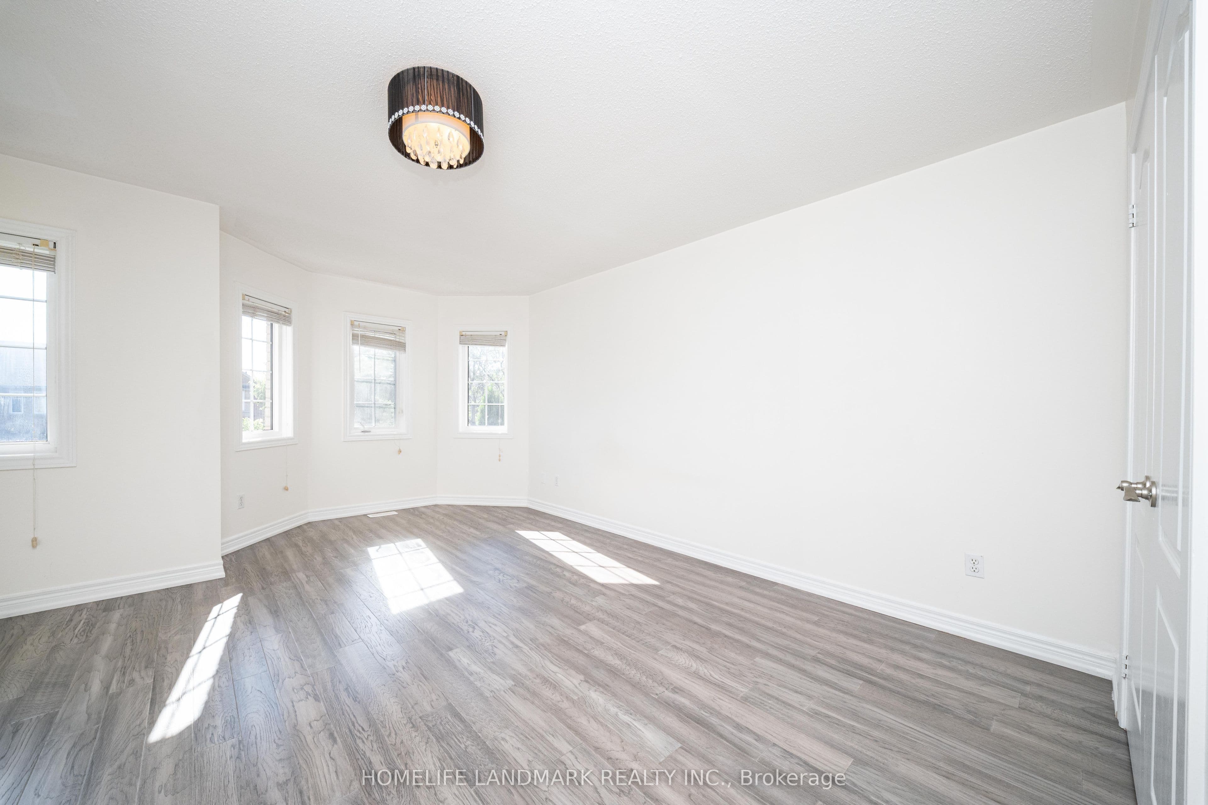 Listing 320626 Image