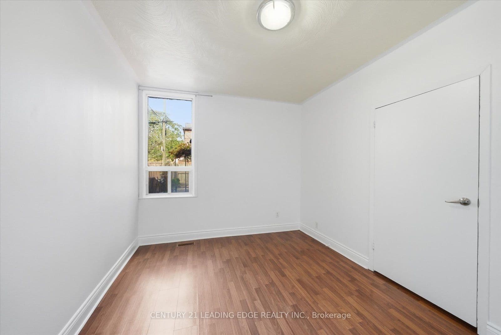 Listing 321443 Image