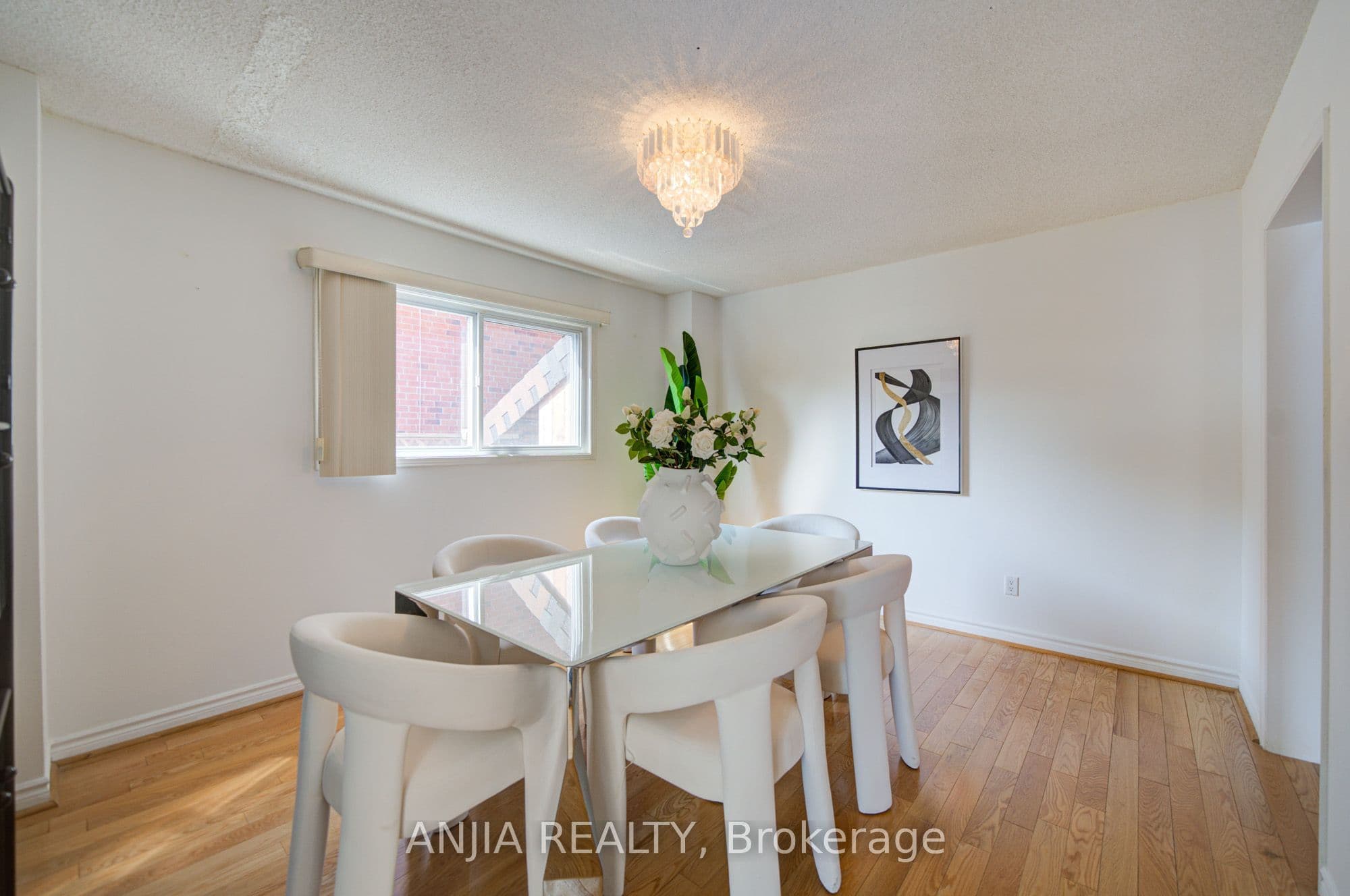 Listing 323181 Image