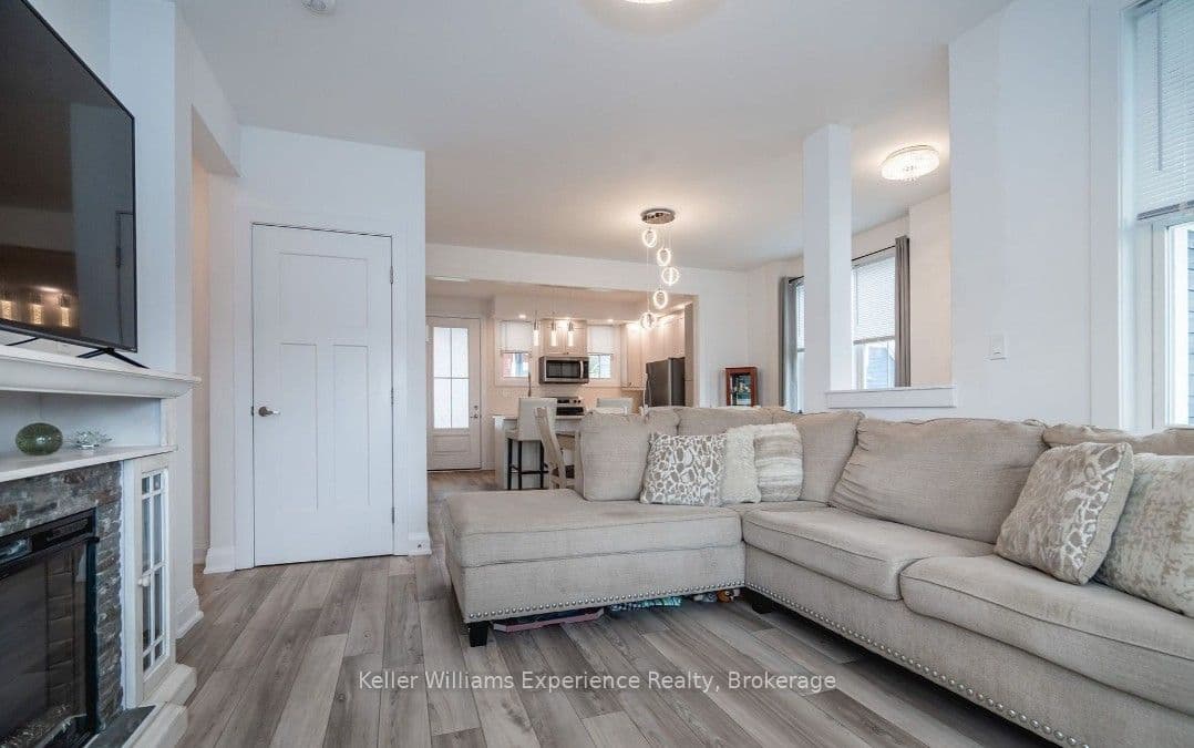 Listing 330306 Image