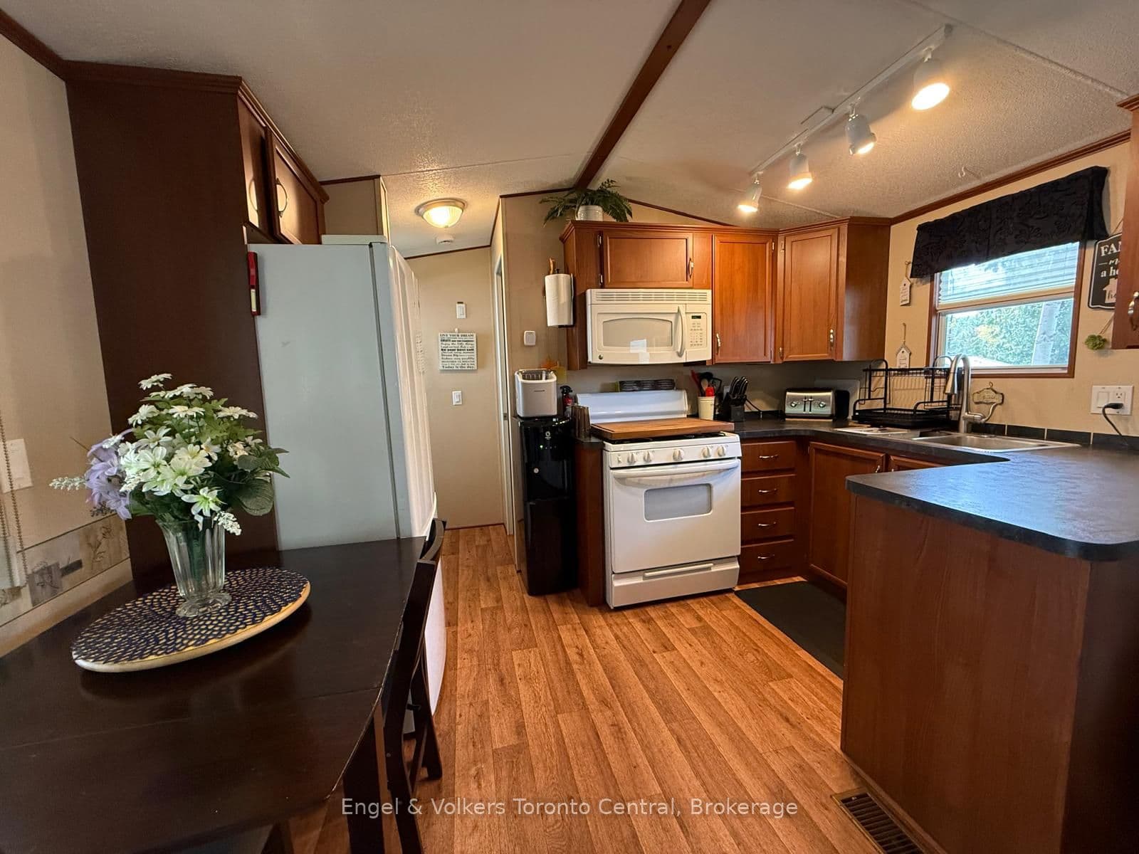Listing 332944 Image