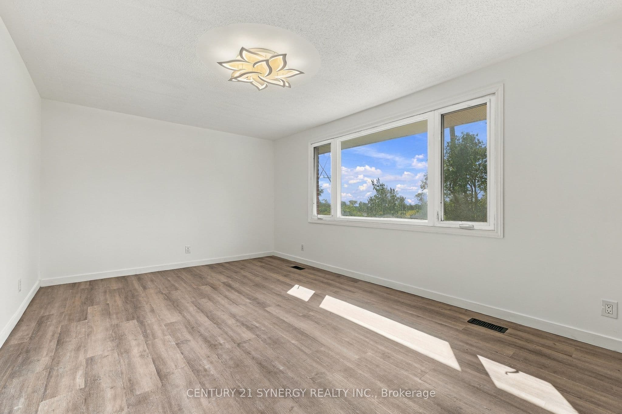 Listing 328017 Image