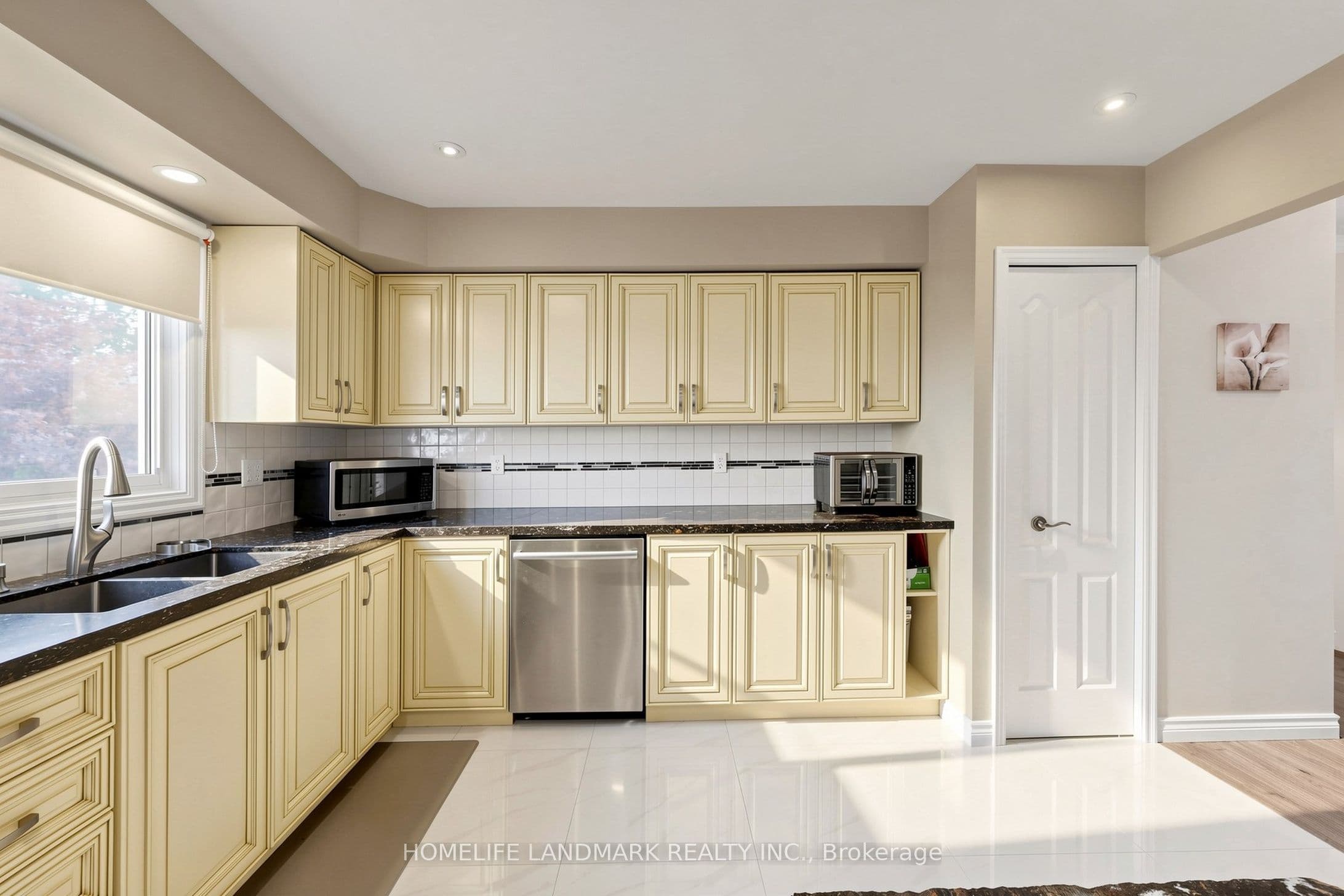 Listing 323748 Image