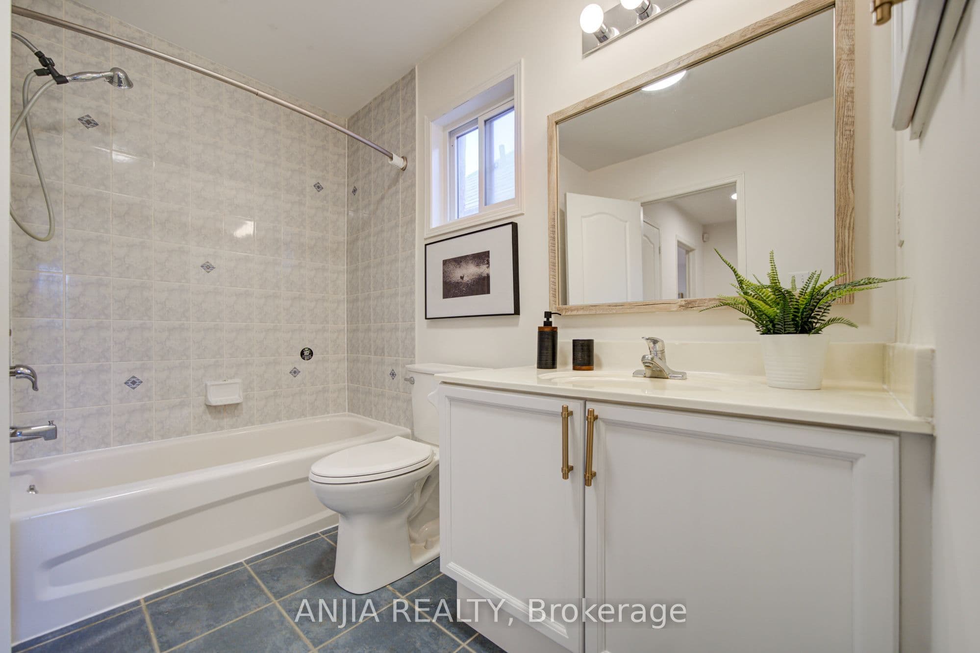 Listing 342101 Image