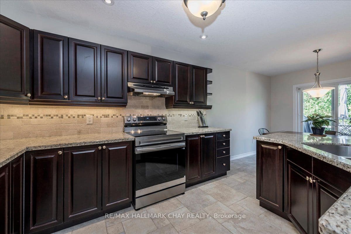 Listing 323389 Image