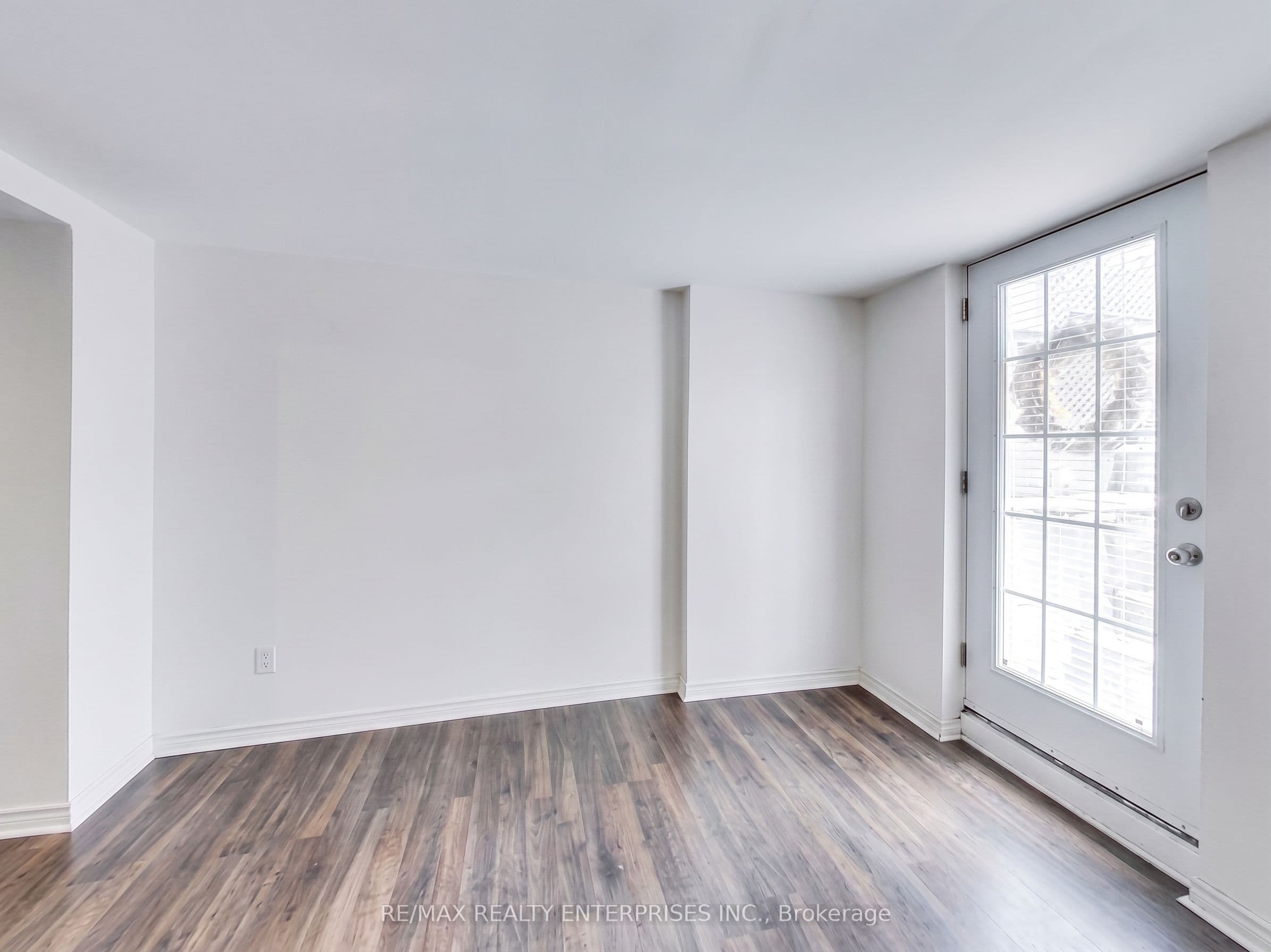 Listing 327515 Image