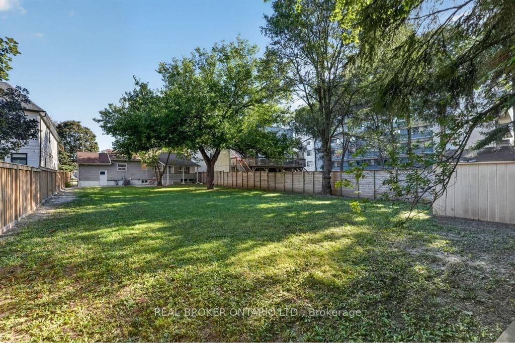 Listing 334002 Image