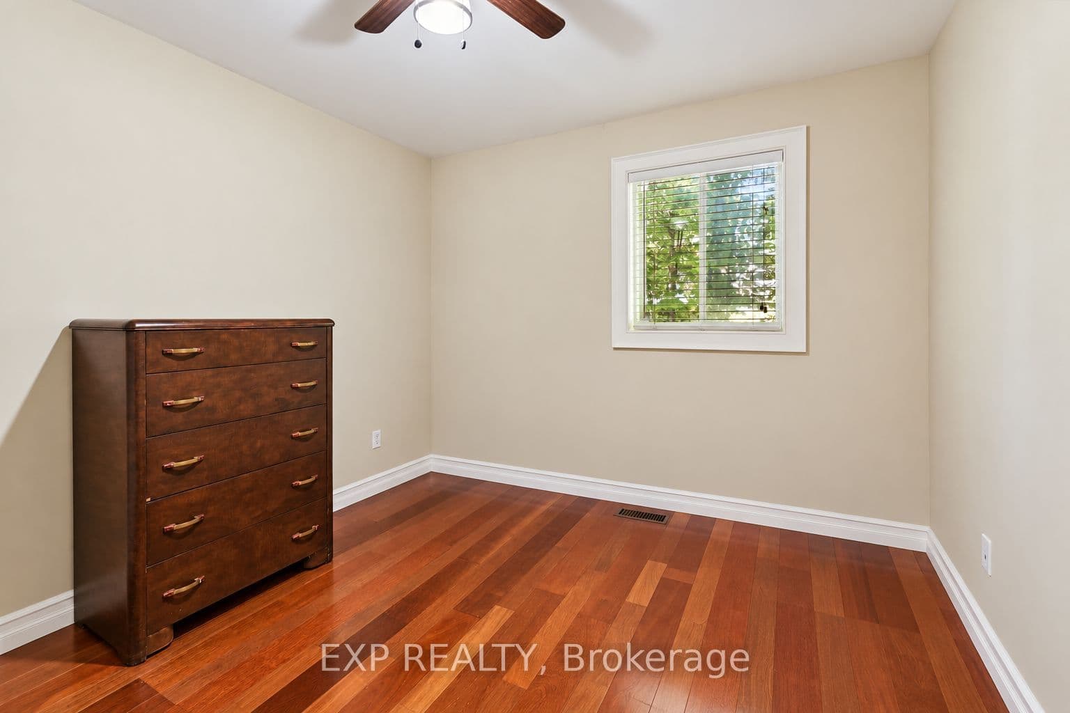 Listing 327418 Image