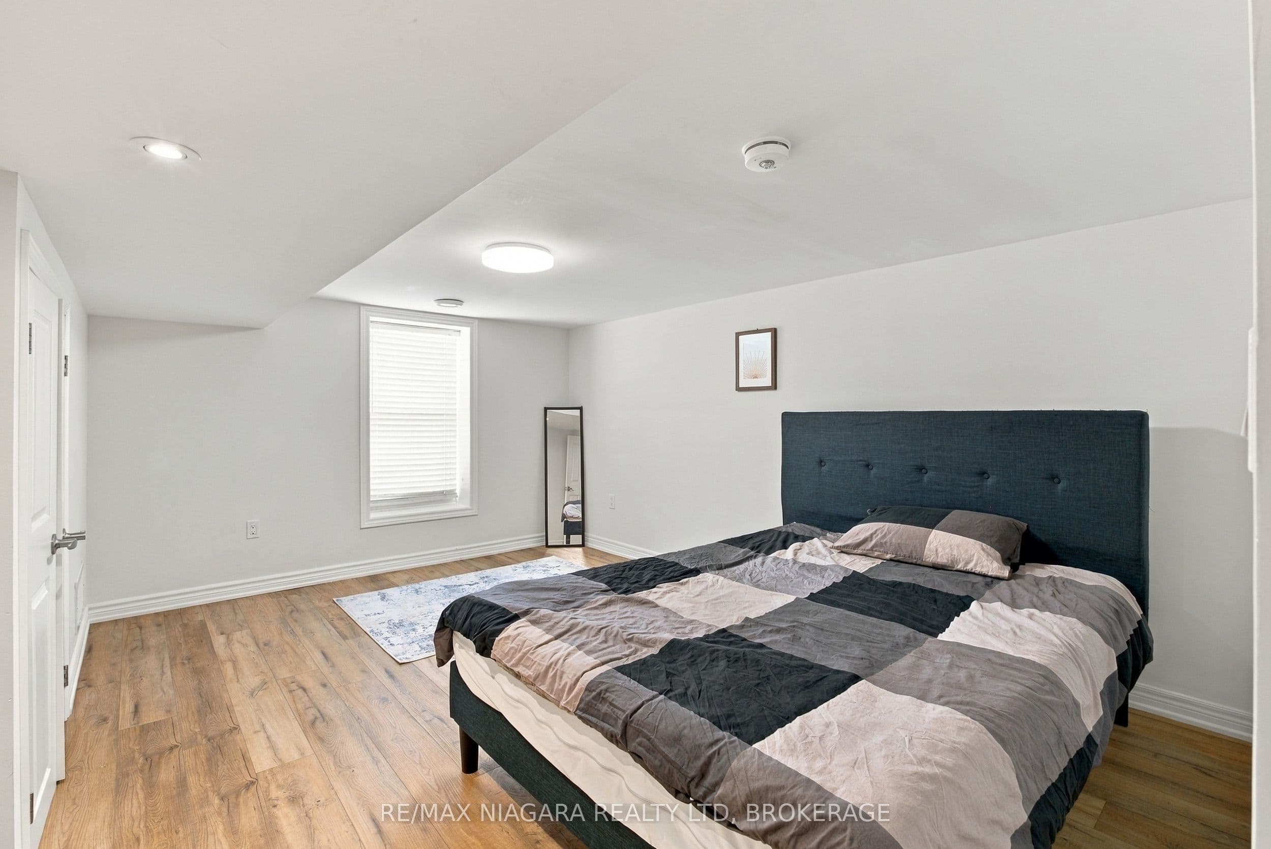 Listing 330618 Image