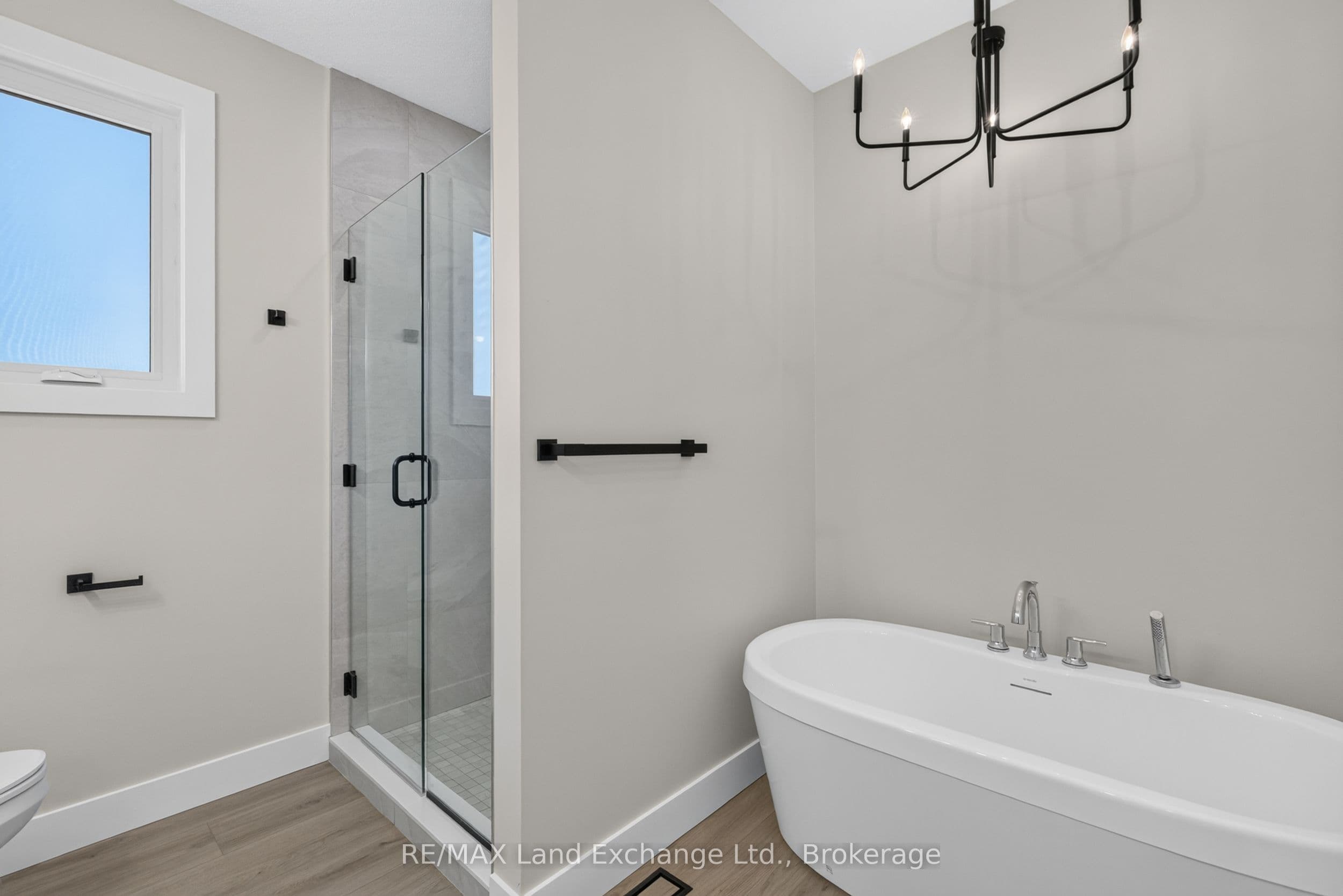 Listing 329903 Image
