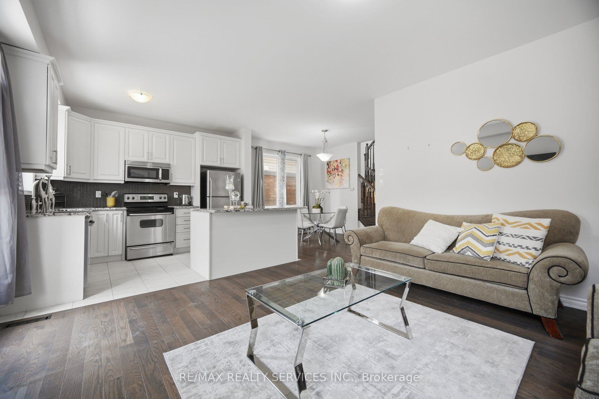 Listing 329918 Image