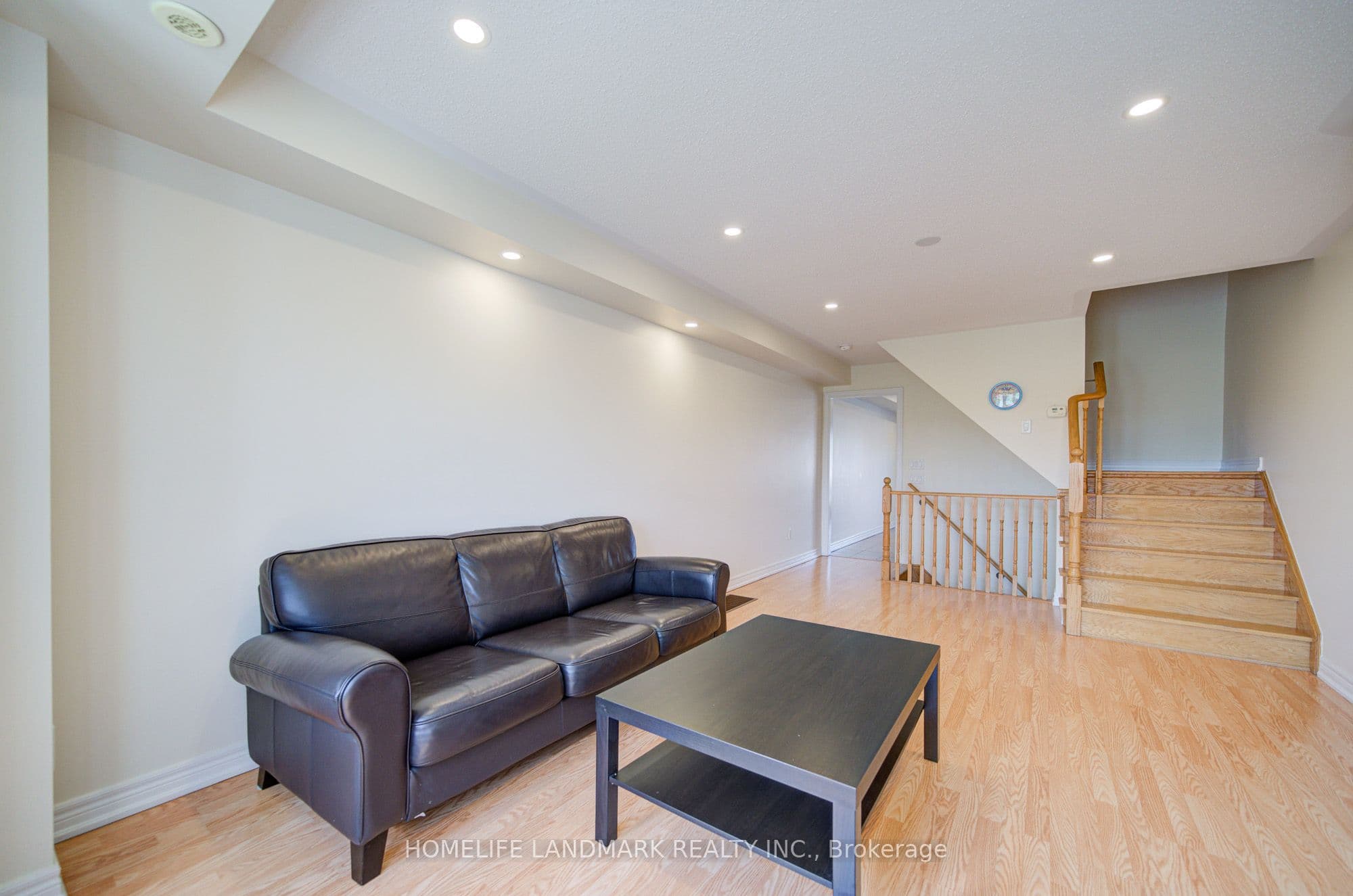 Listing 330976 Image