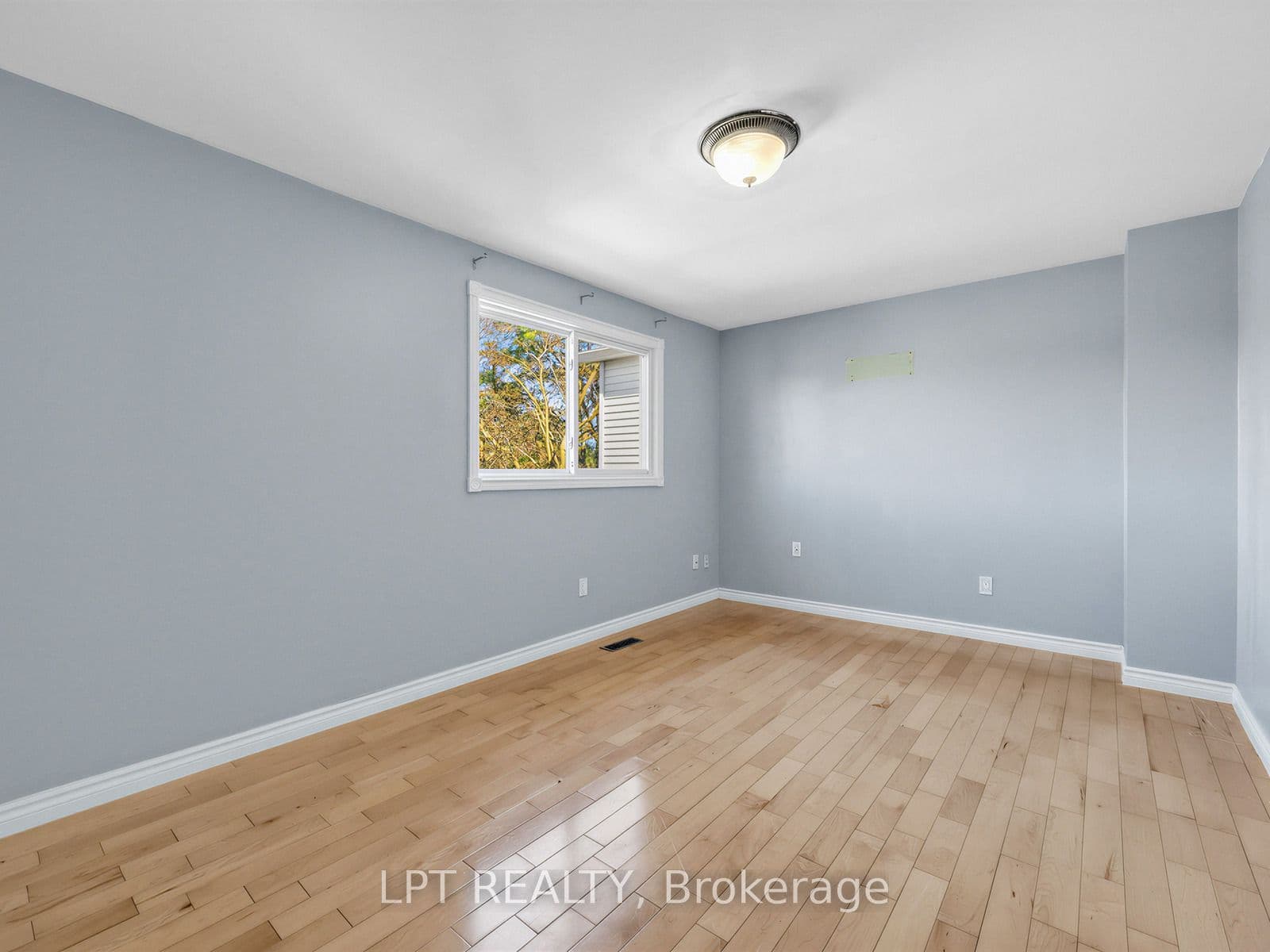 Listing 330304 Image