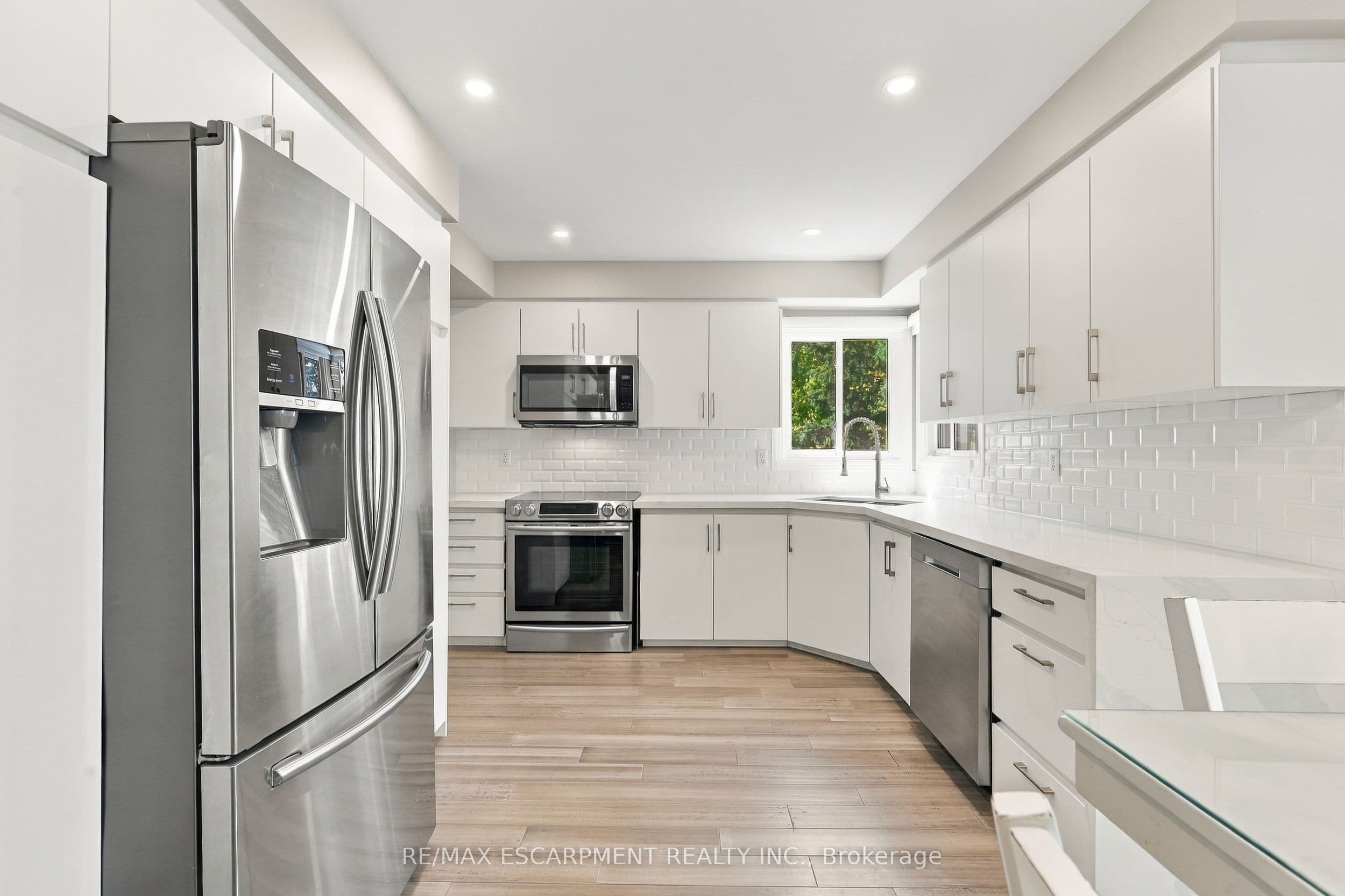 Listing 330808 Image