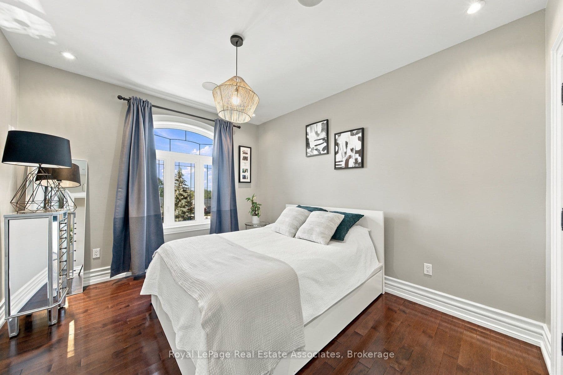 Listing 330875 Image