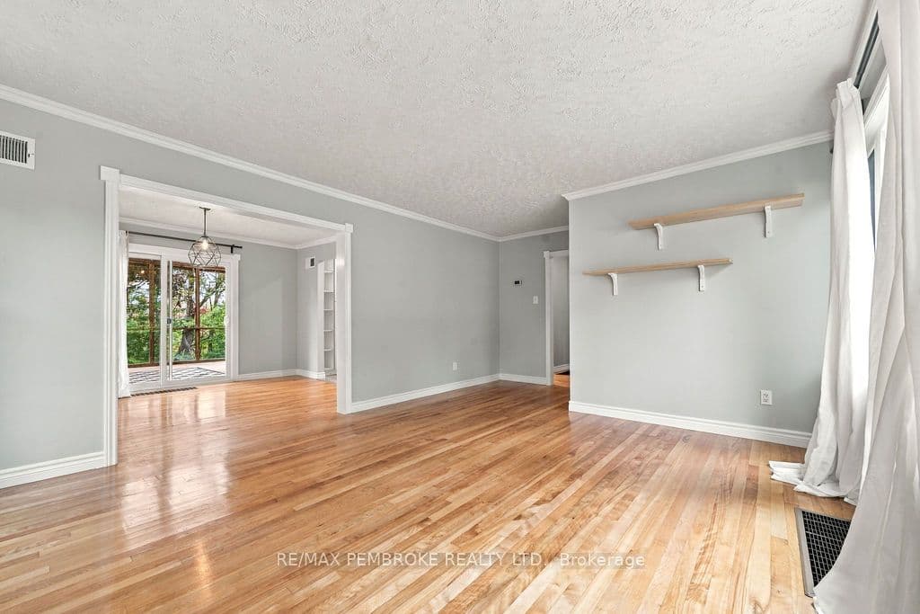 Listing 343747 Image