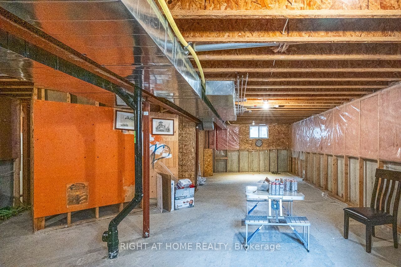 Listing 348348 Image