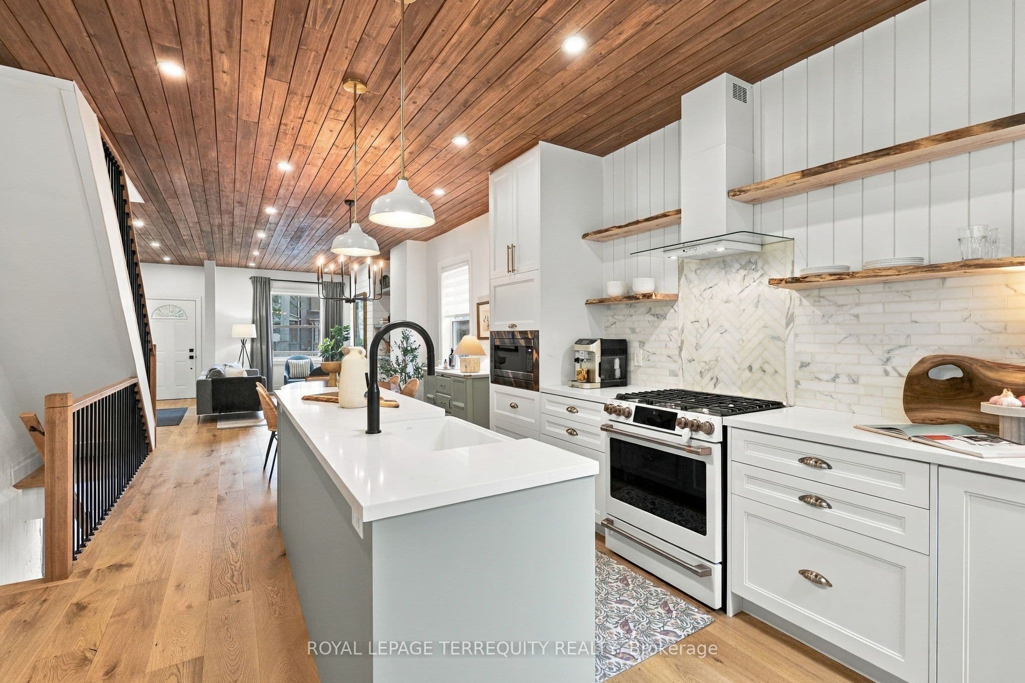 Listing 349600 Image