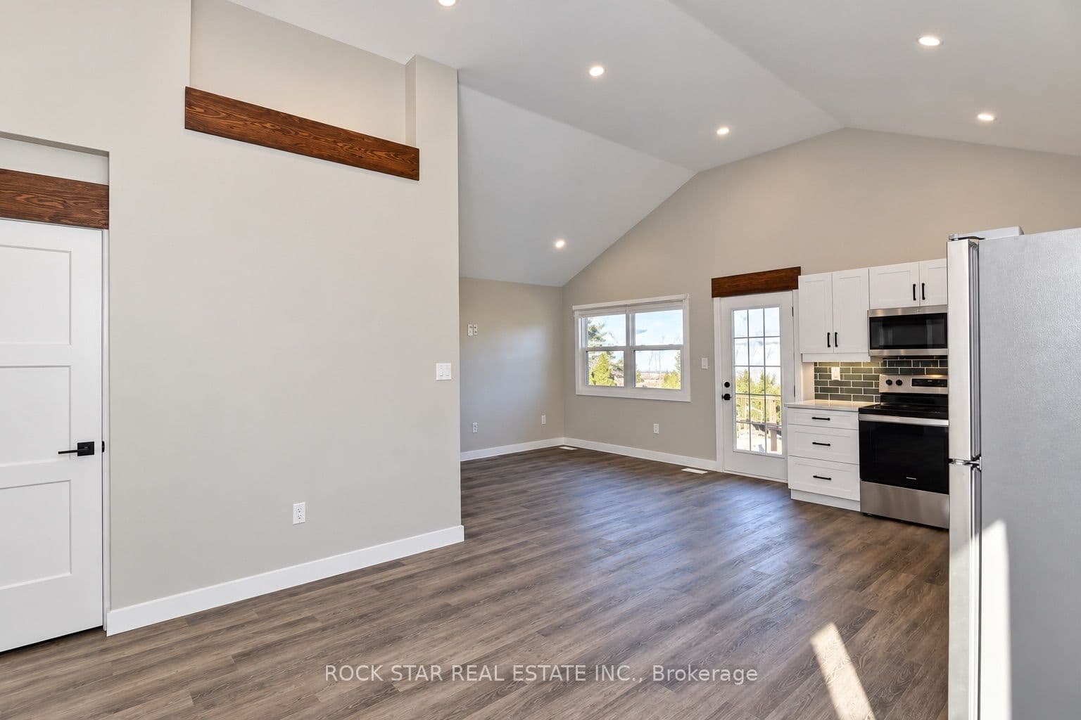 Listing 360019 Image