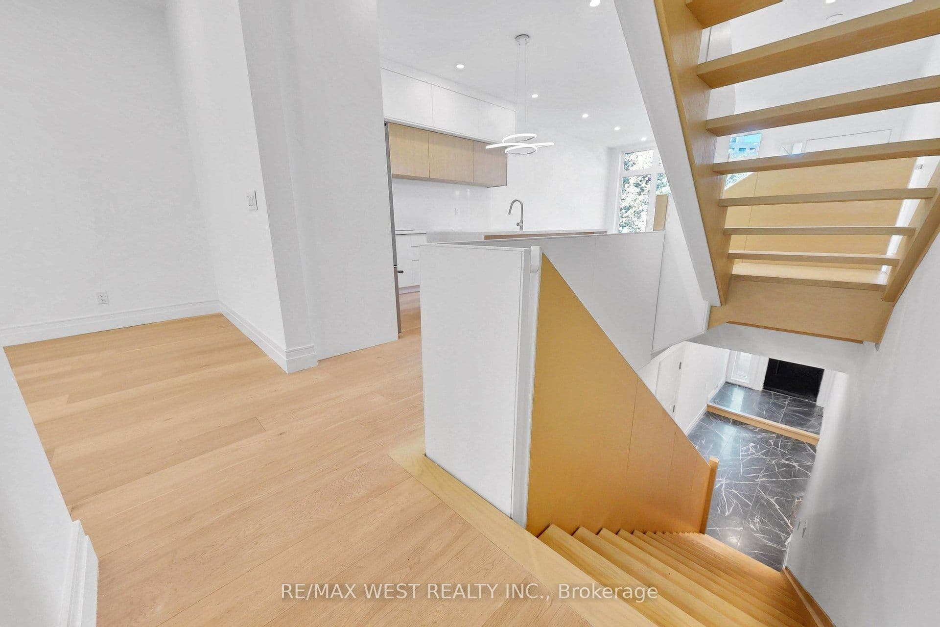 Listing 352080 Image