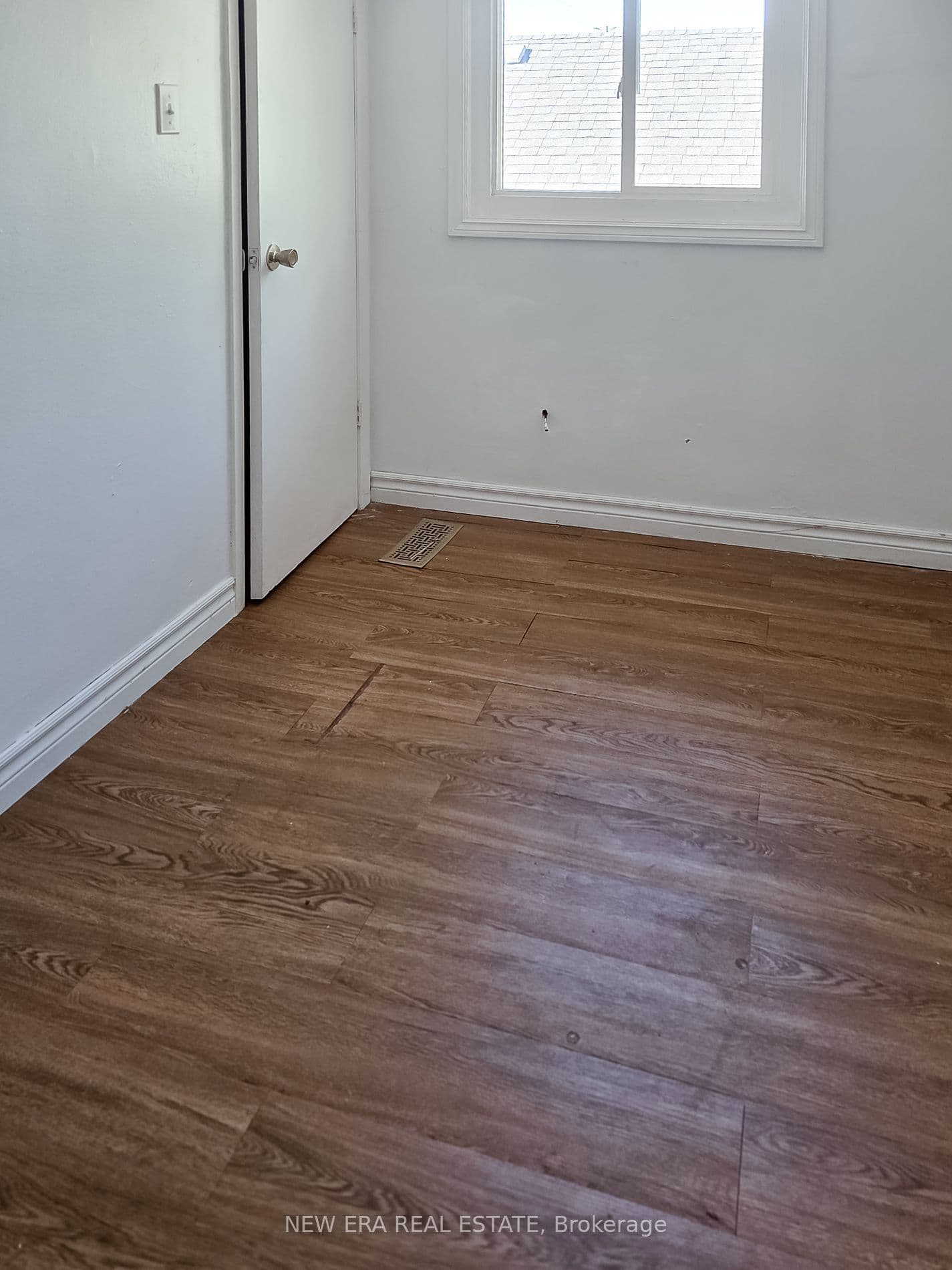 Listing 350250 Image