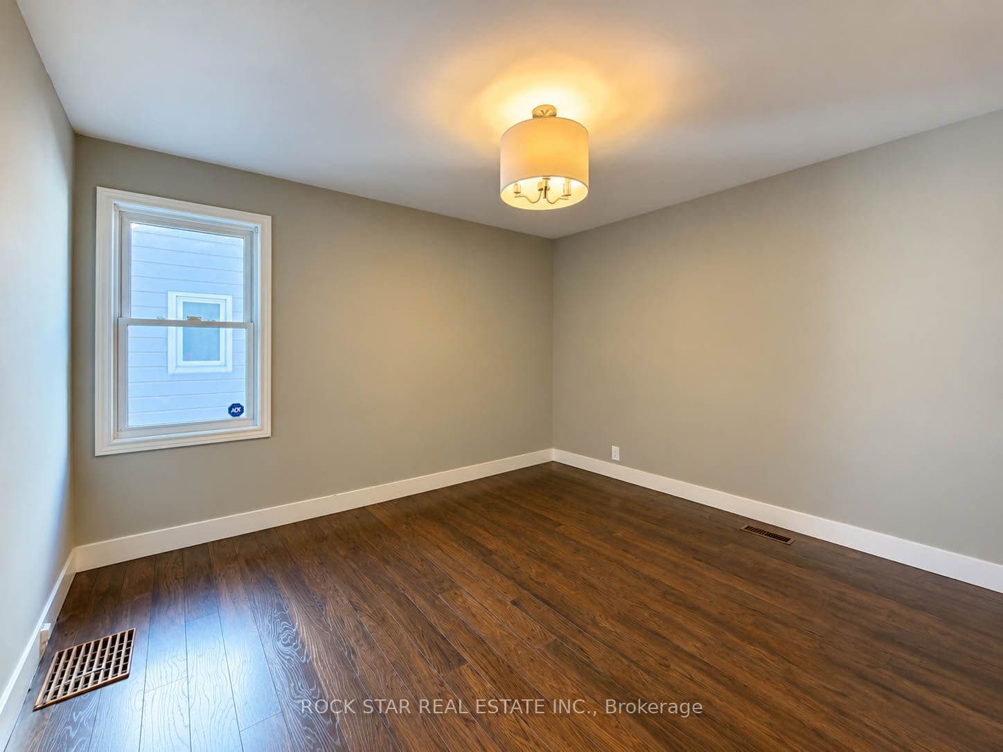 Listing 353430 Image