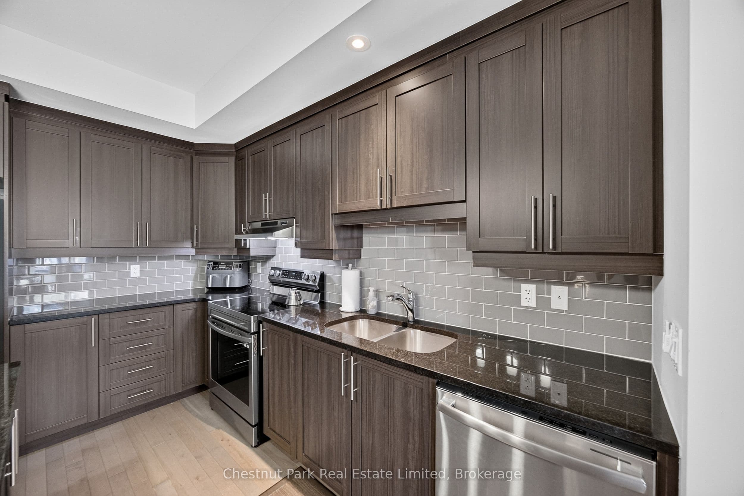 Listing 354426 Image