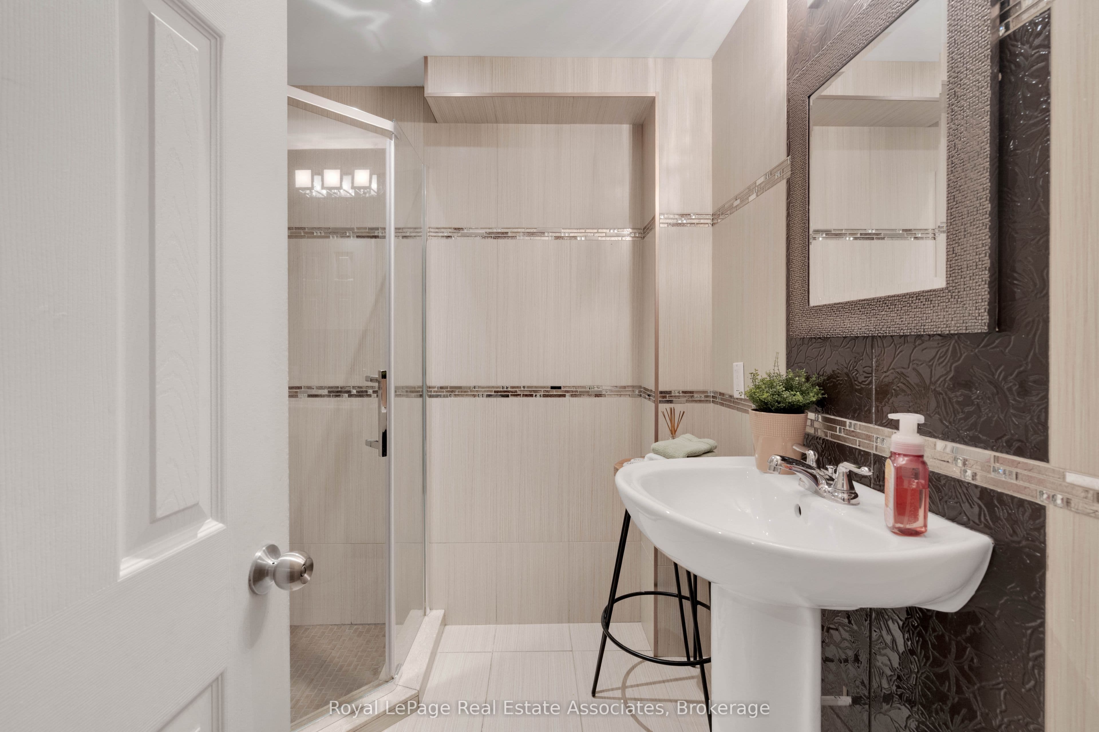 Listing 360137 Image