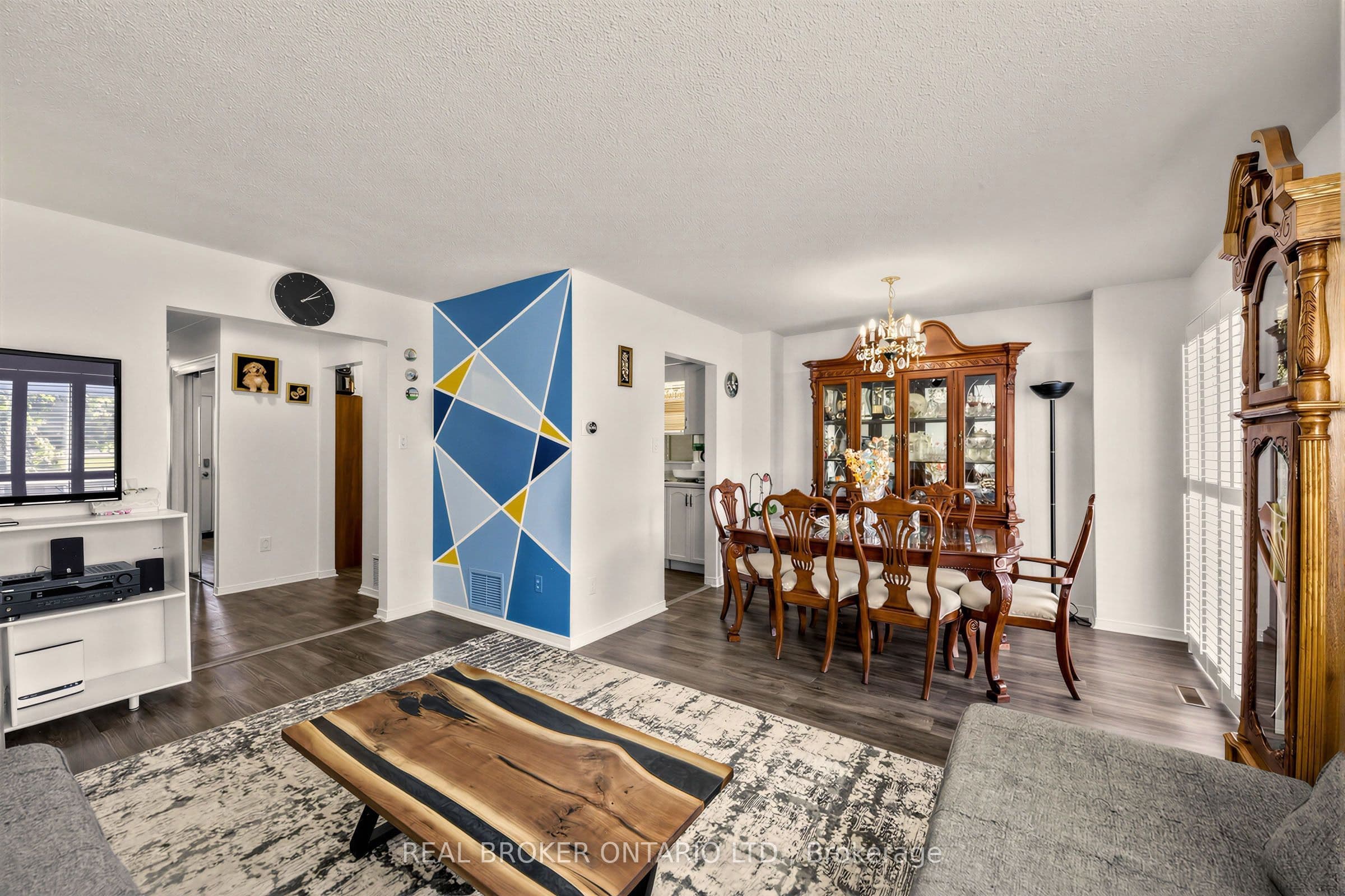Listing 360250 Image